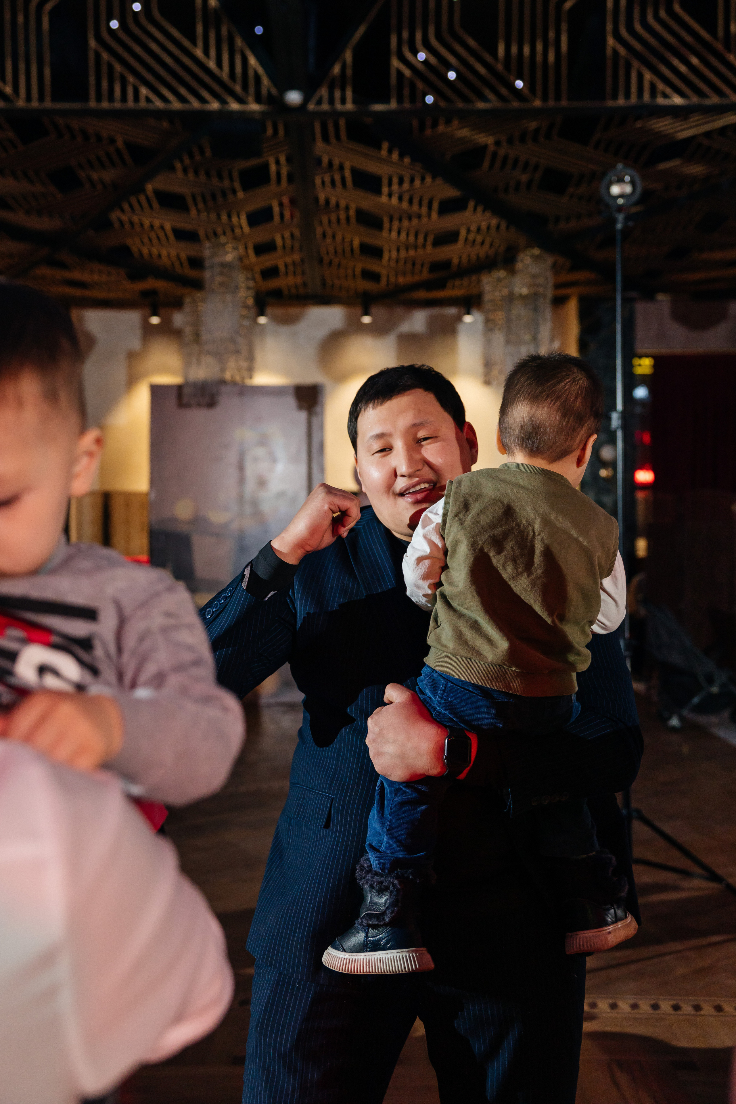 1 жас той. Профессиональный фотограф в городе Астана/Алматы Даурен Сембаев