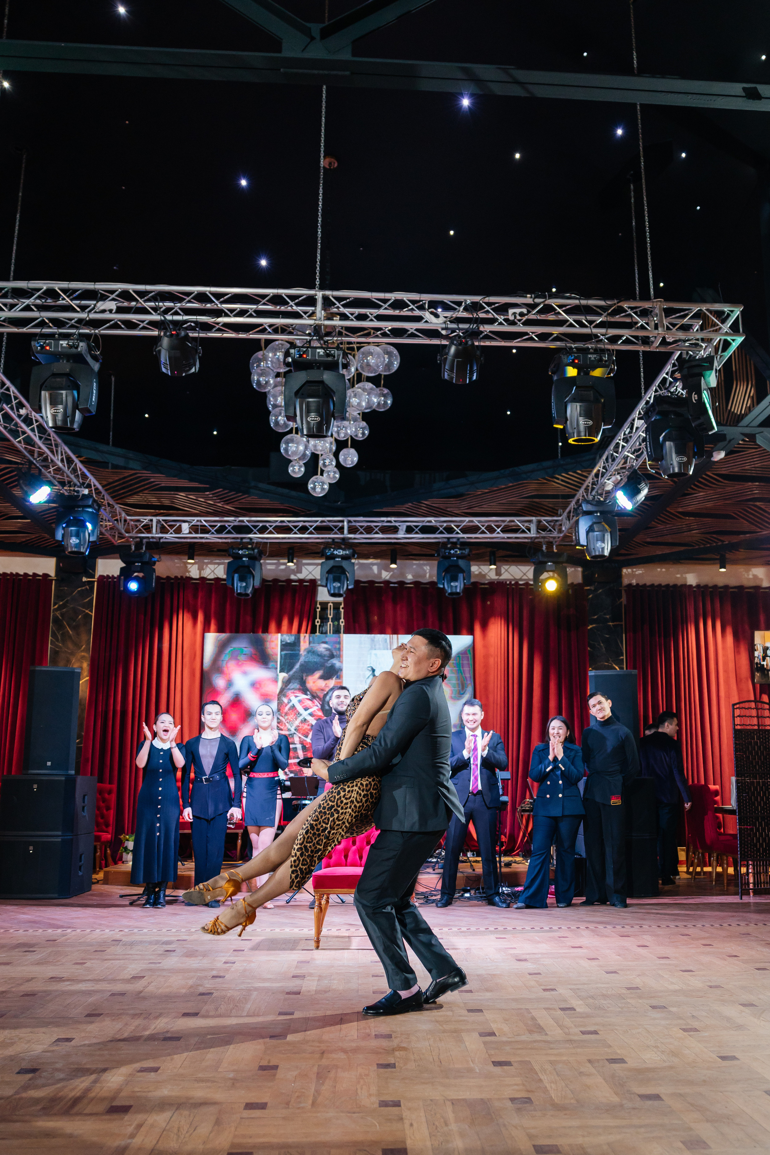 1 жас той. Профессиональный фотограф в городе Астана/Алматы Даурен Сембаев