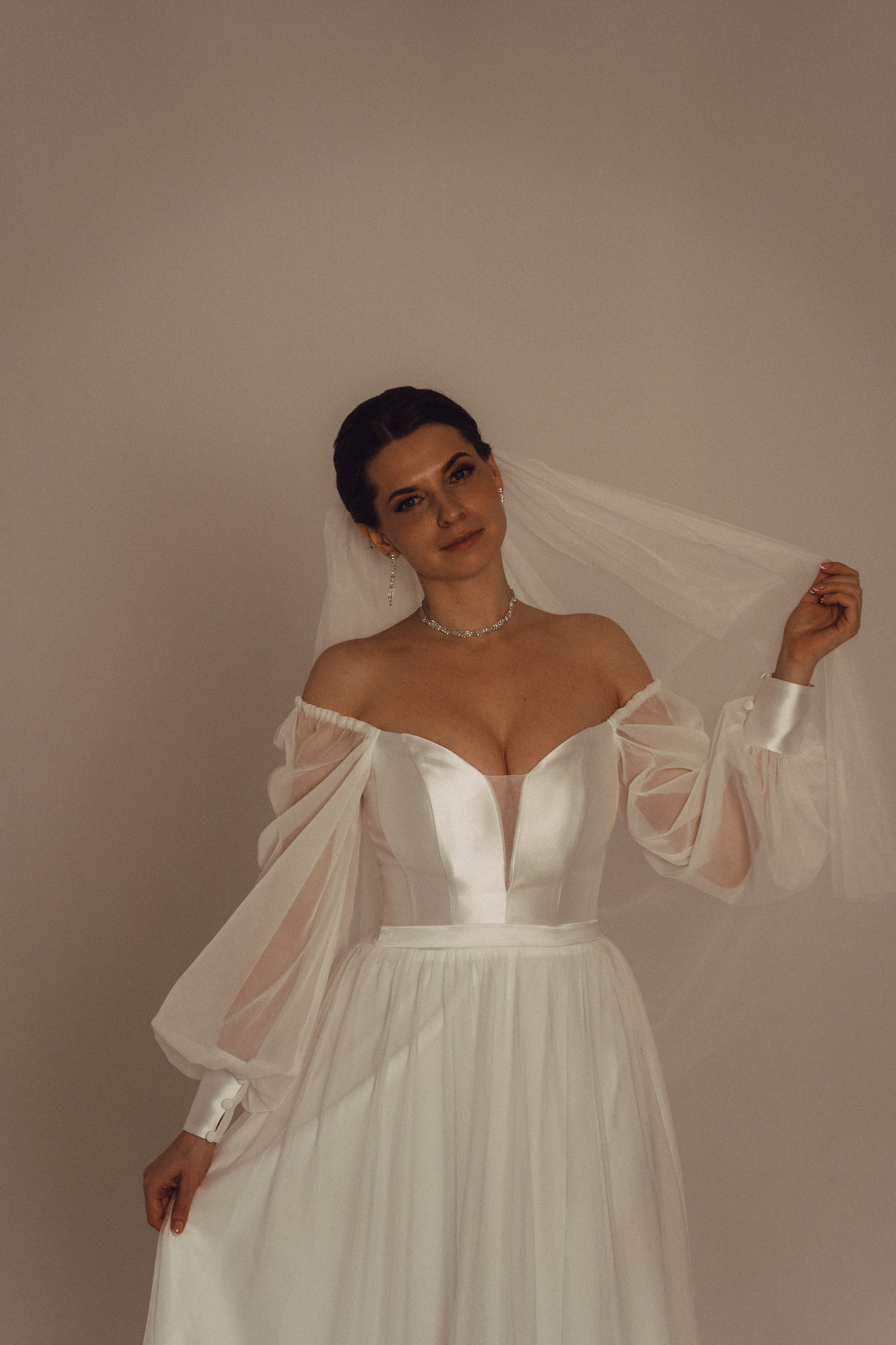 СВАДЕБНАЯ СЬЕМКА ВО ВТОРОМ ДВОРЦЕ (ДЕКАБРЬ) ТАКЖЕ СЬЕМКА В СТУДИИ НА ЧЕРНЫШЕВСКОЙ. Профессиональный фотограф, Санкт-Петербург — Виктория Богомолова