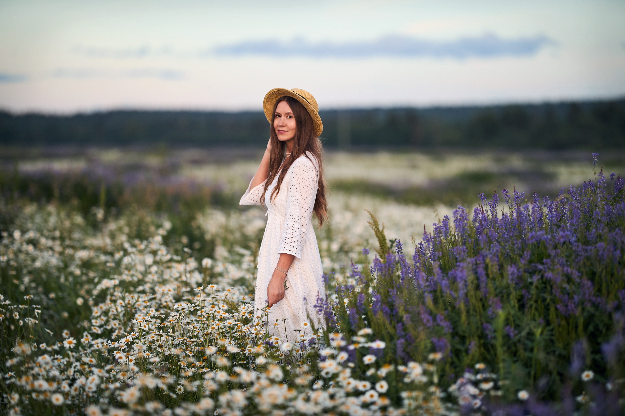 Съемка на закате в ромашках. Николай Оберемченко — фотограф в Перми | Репортажная, портретная, корпоративная съемка