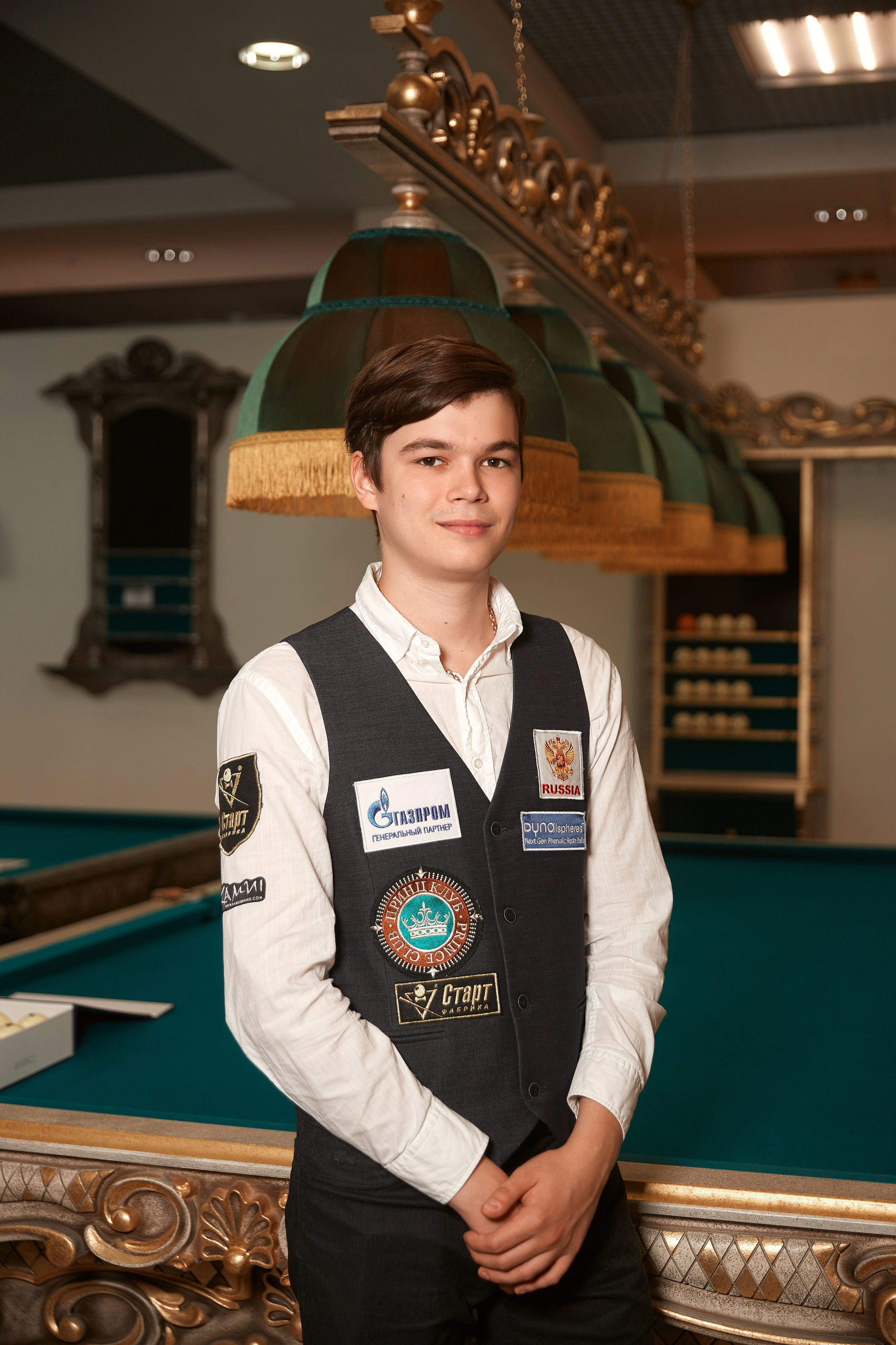 Семён За́йцев — российский профессиональный игрок в русский бильярд, мастер спорта России международного класса. Фотограф ваших самых ярких событий в Москве и СПБ. Збронская Юлия