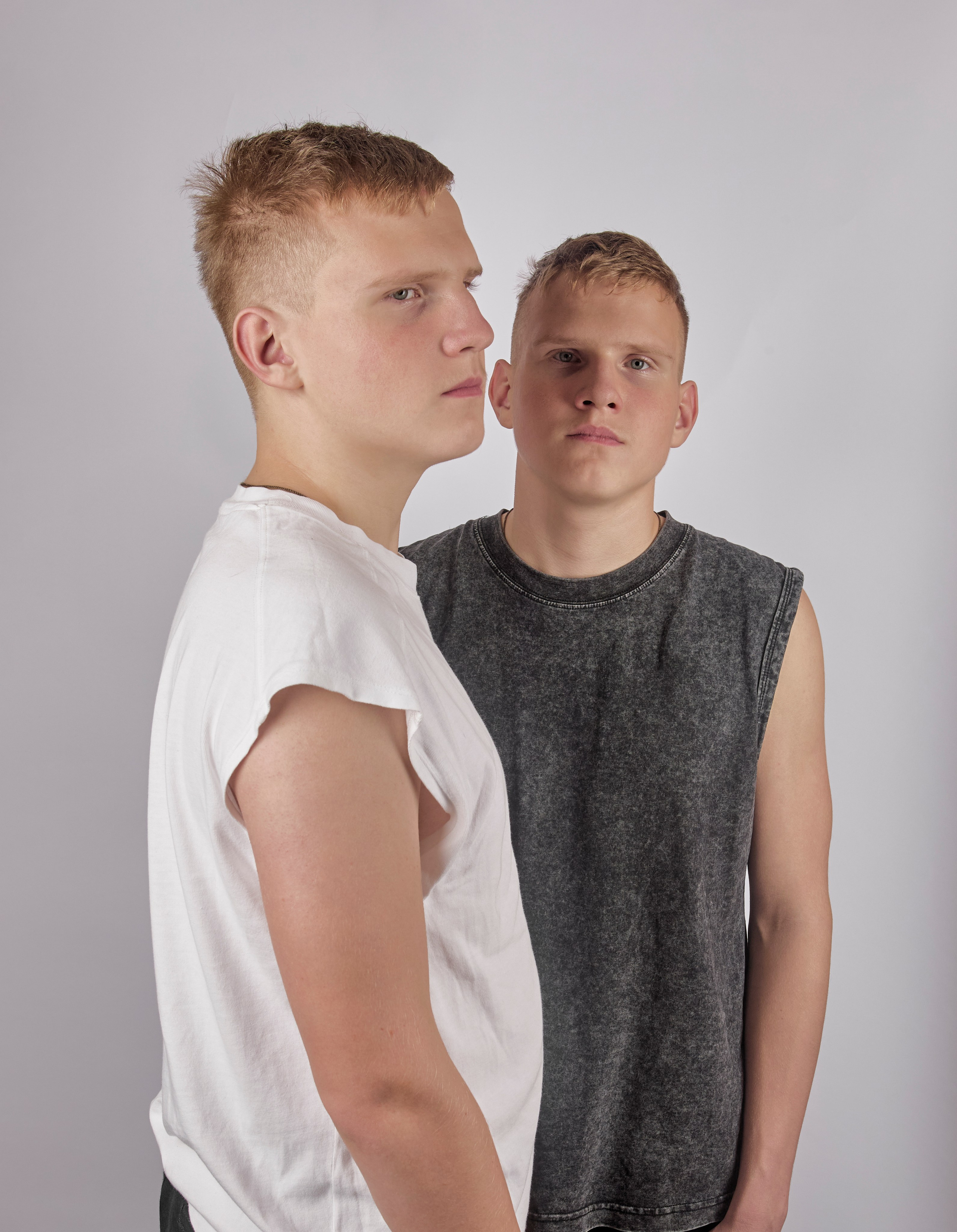 Близнецы Олег и Глеб. Предметный и семейный фотограф в Санкт-Петербурге Катерина Стеклова