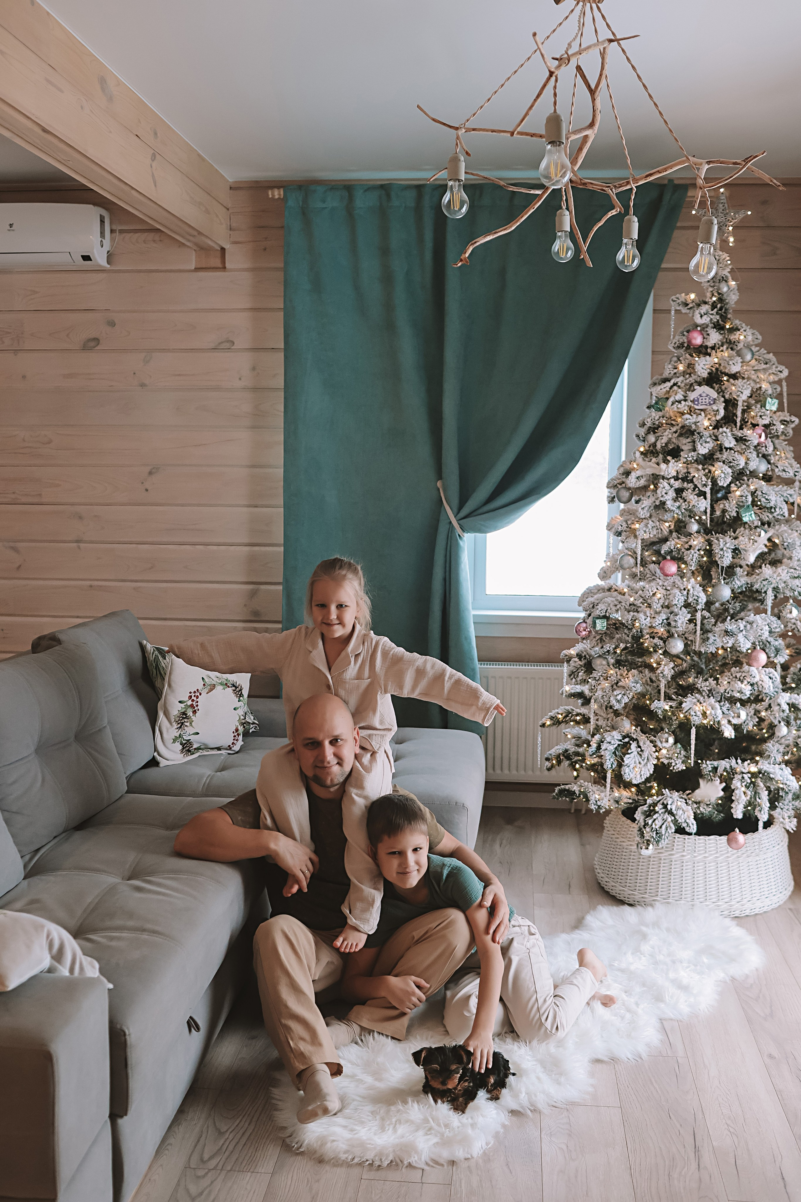 Домашняя. Семейный фотограф Тюмень, фотограф на роды Салмина Мария