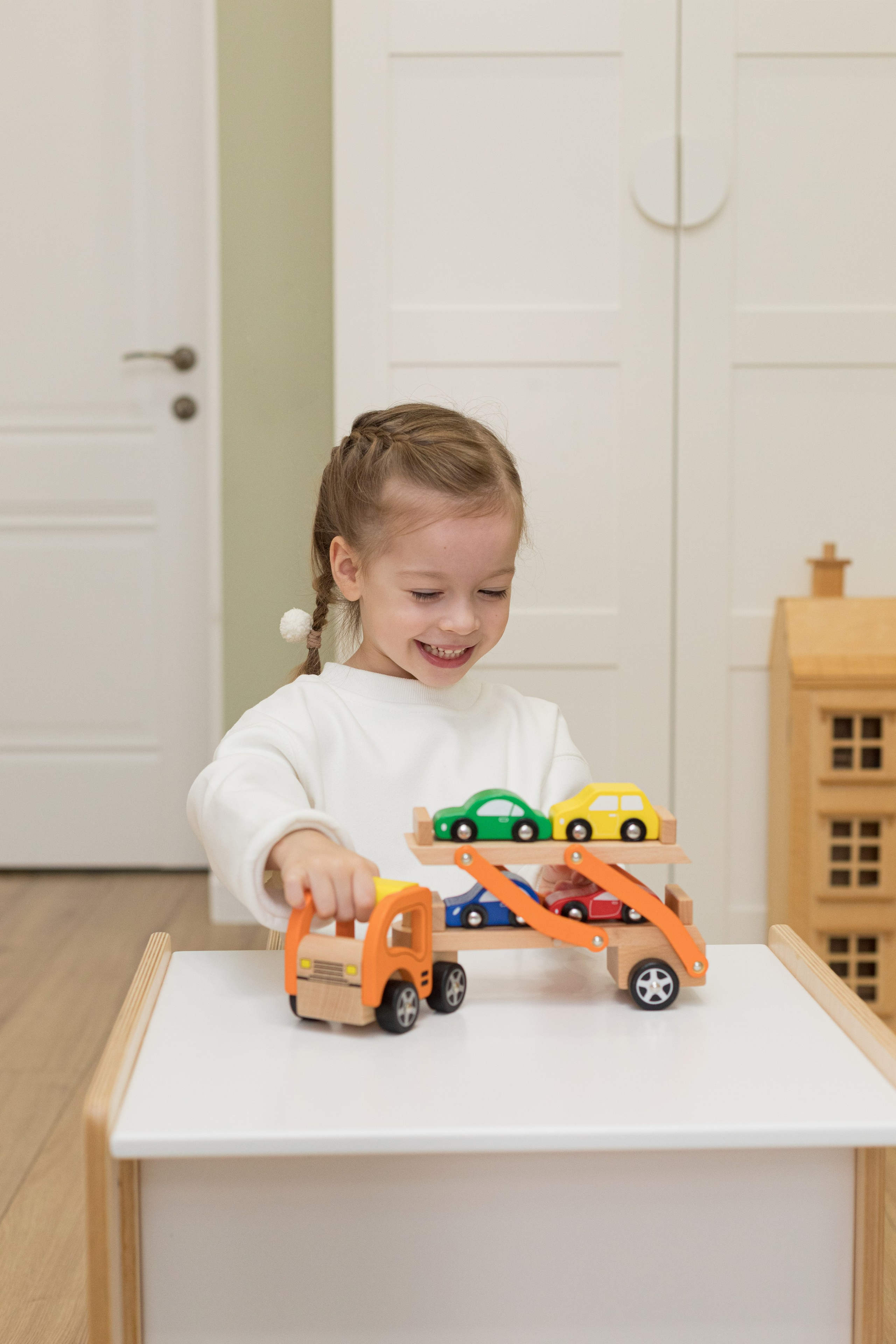 Фотосессия деревянных игрушек. Детский и контент фотограф Надя Волкова Санкт-Петербург