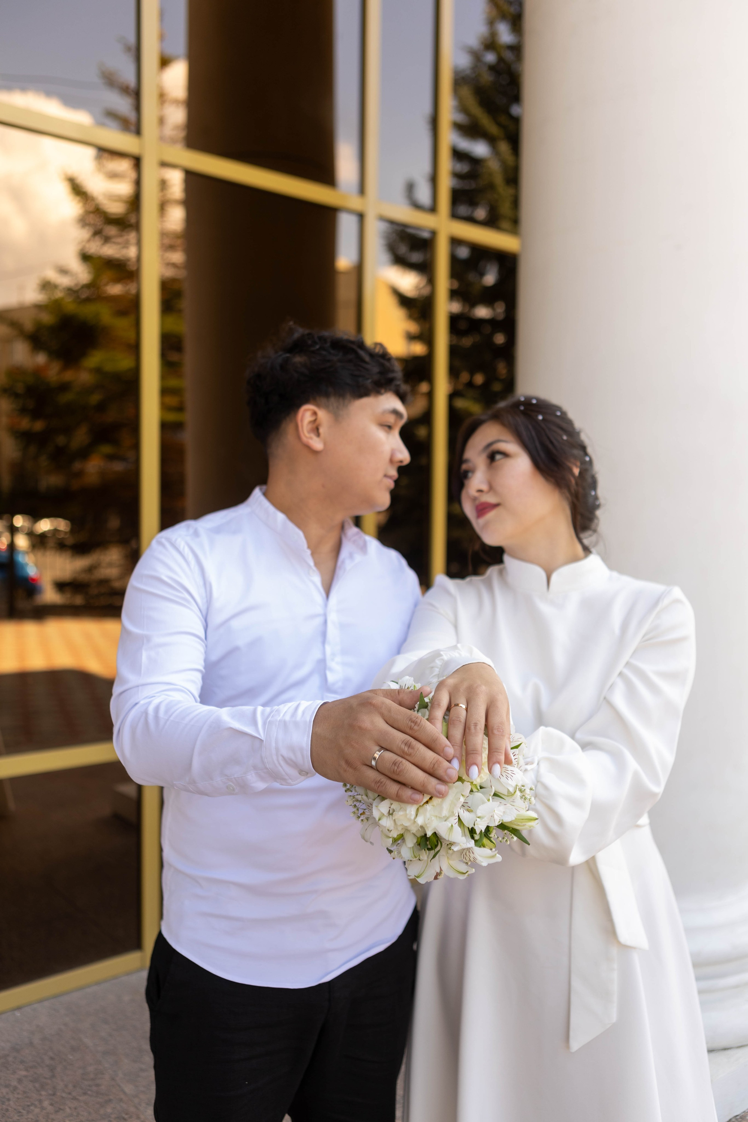 Шахматный дворец: Алтынай и Ерлана. Свадебный и предметный фотограф Ренат Каламперов