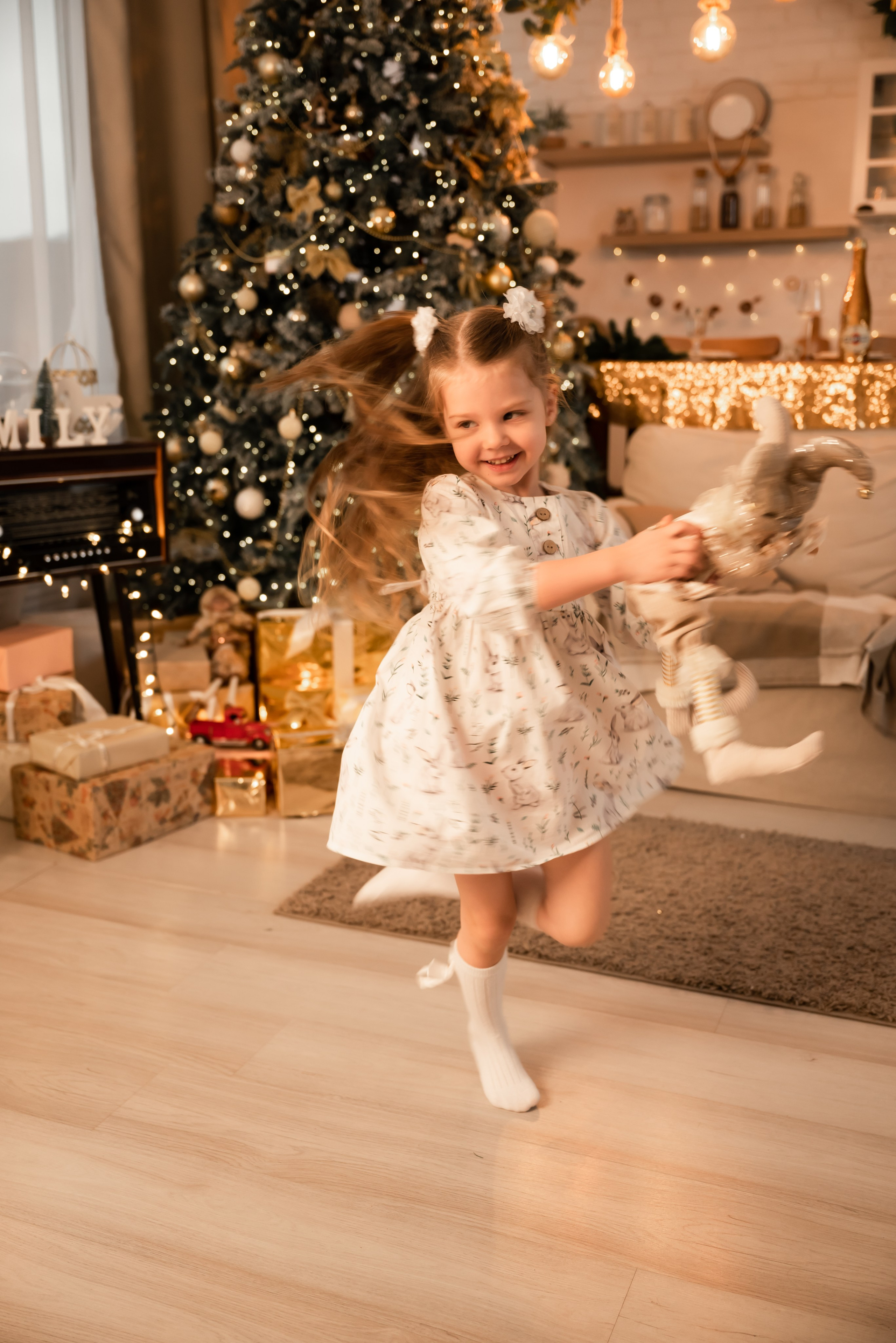 Новогодняя фотосессия в студии Location. Фотограф Ксения Огородова портфолио