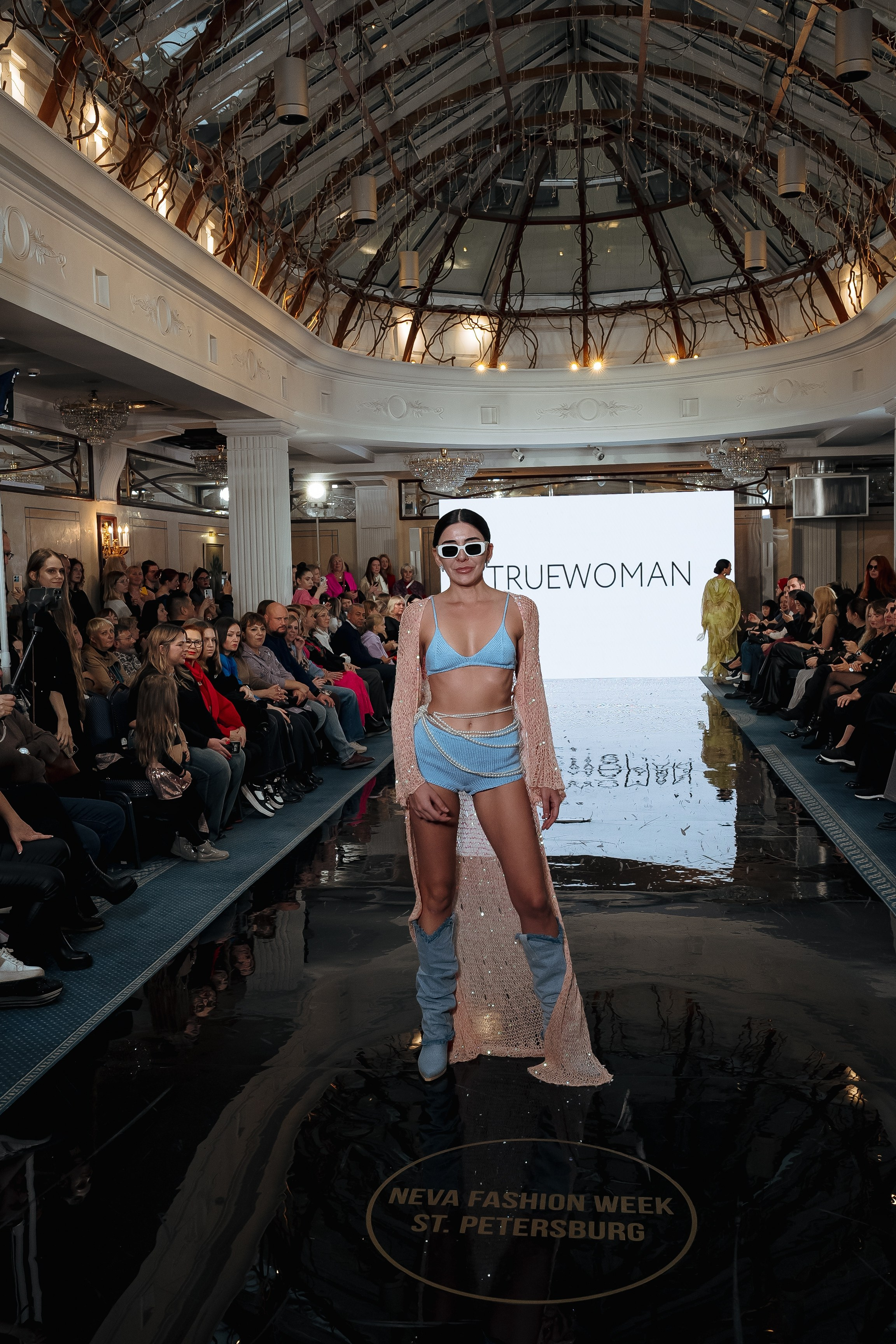 Neva Fashion Week St.Petersburg — GD Ambassador Hotel. Фотограф Пермь | Юлия Арт