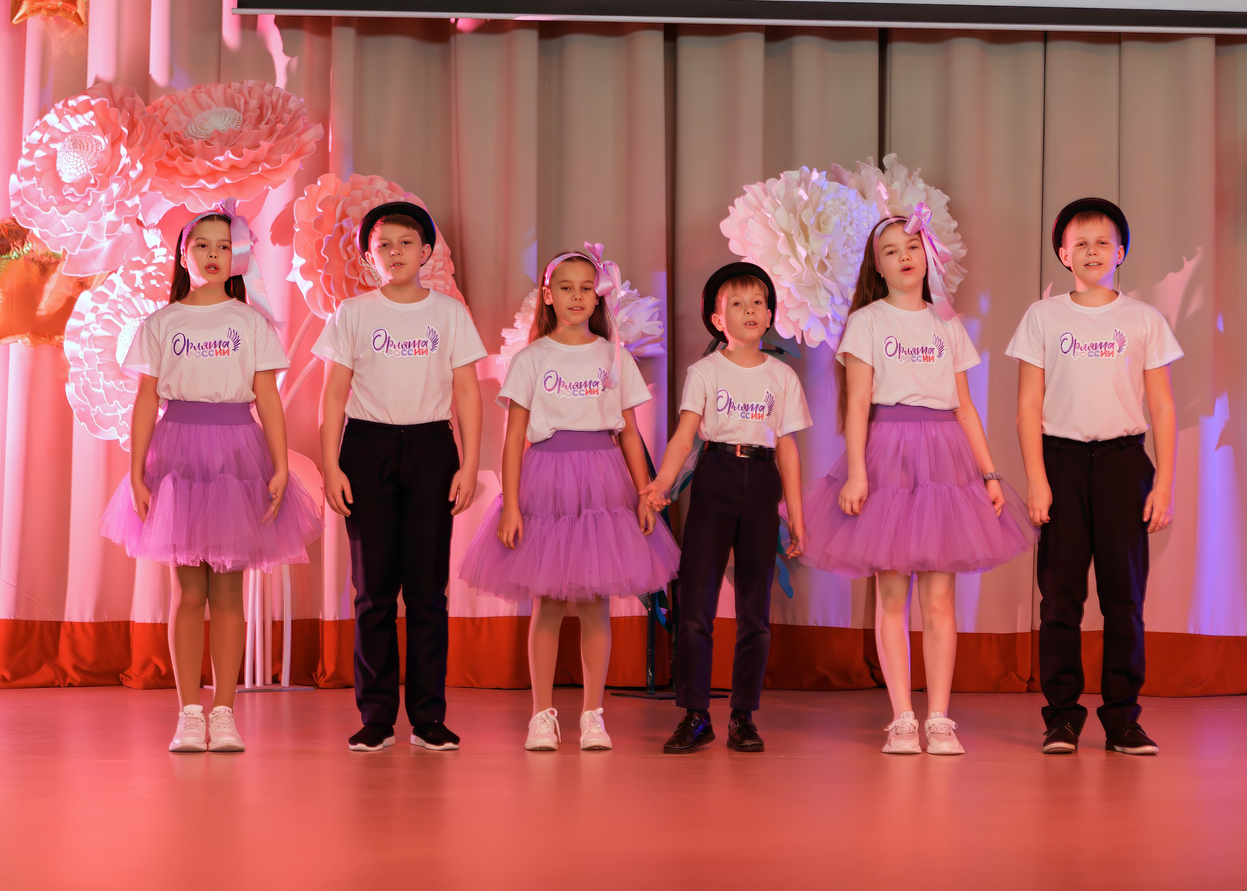 Подготовка к конкурсу «Поющие Орлята». Выпускные альбомы и школьный фотограф в Подольске, Троицке, Щербинке, Москве и Московской области