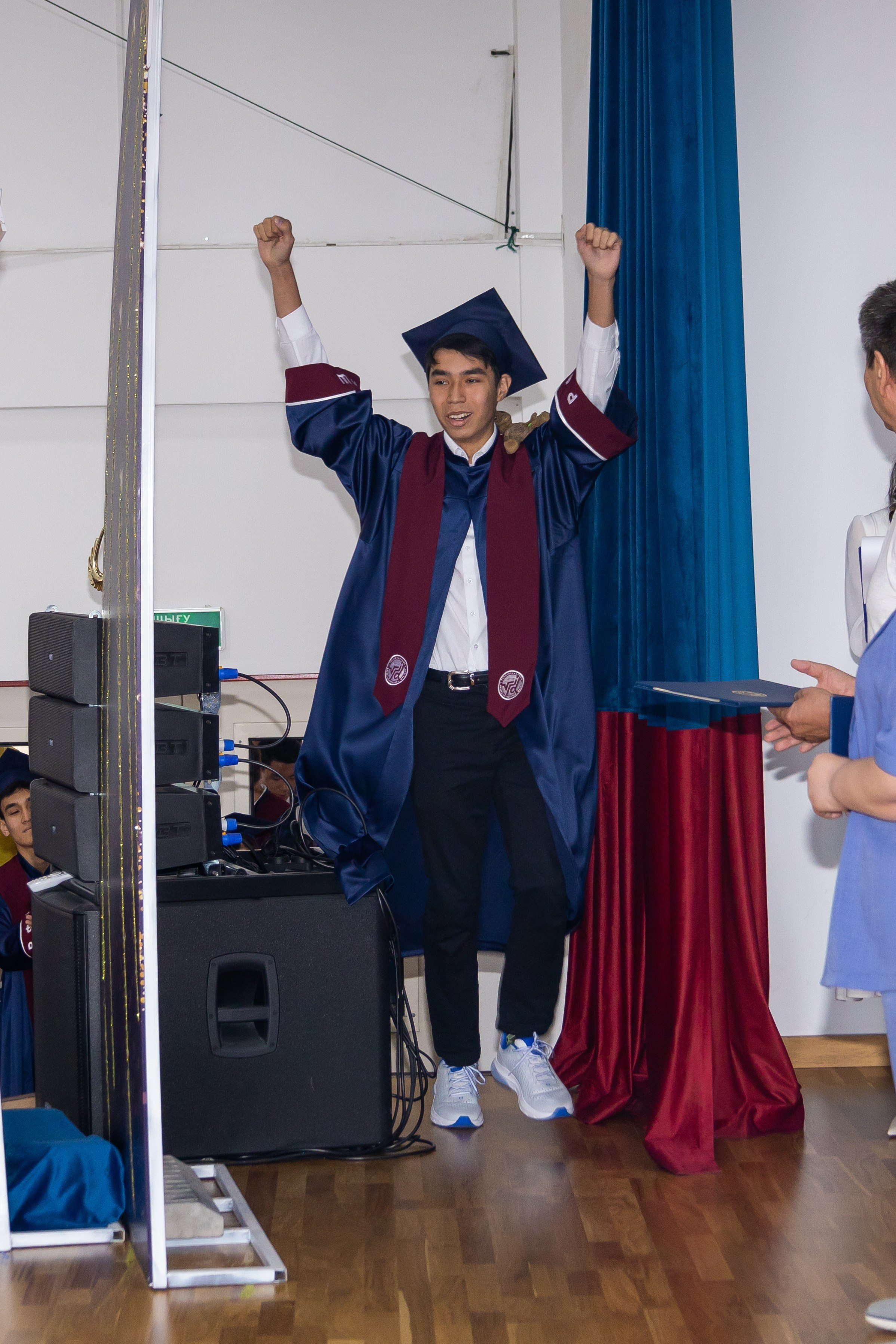 Вручениe | Линейка. Фото и видеосъемка в Алматы