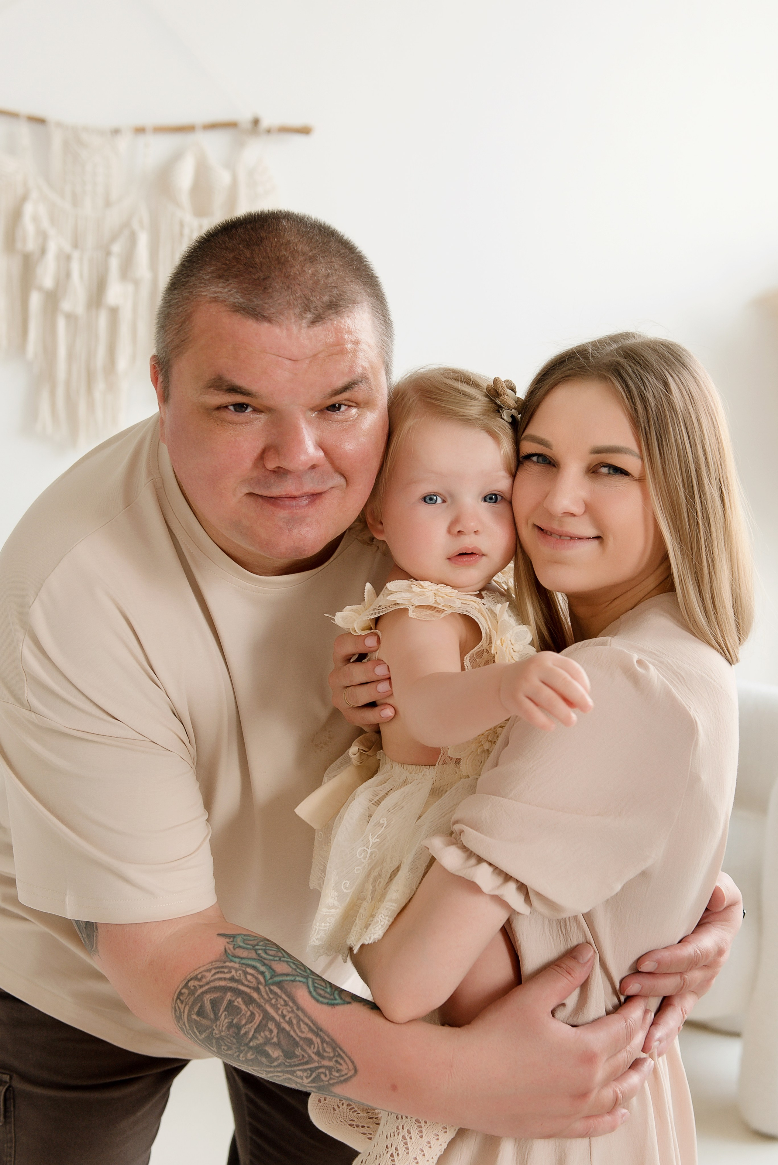 Семейная фотосессия 1 год в Москве. Детский фотограф в Долгопрудном и Москве