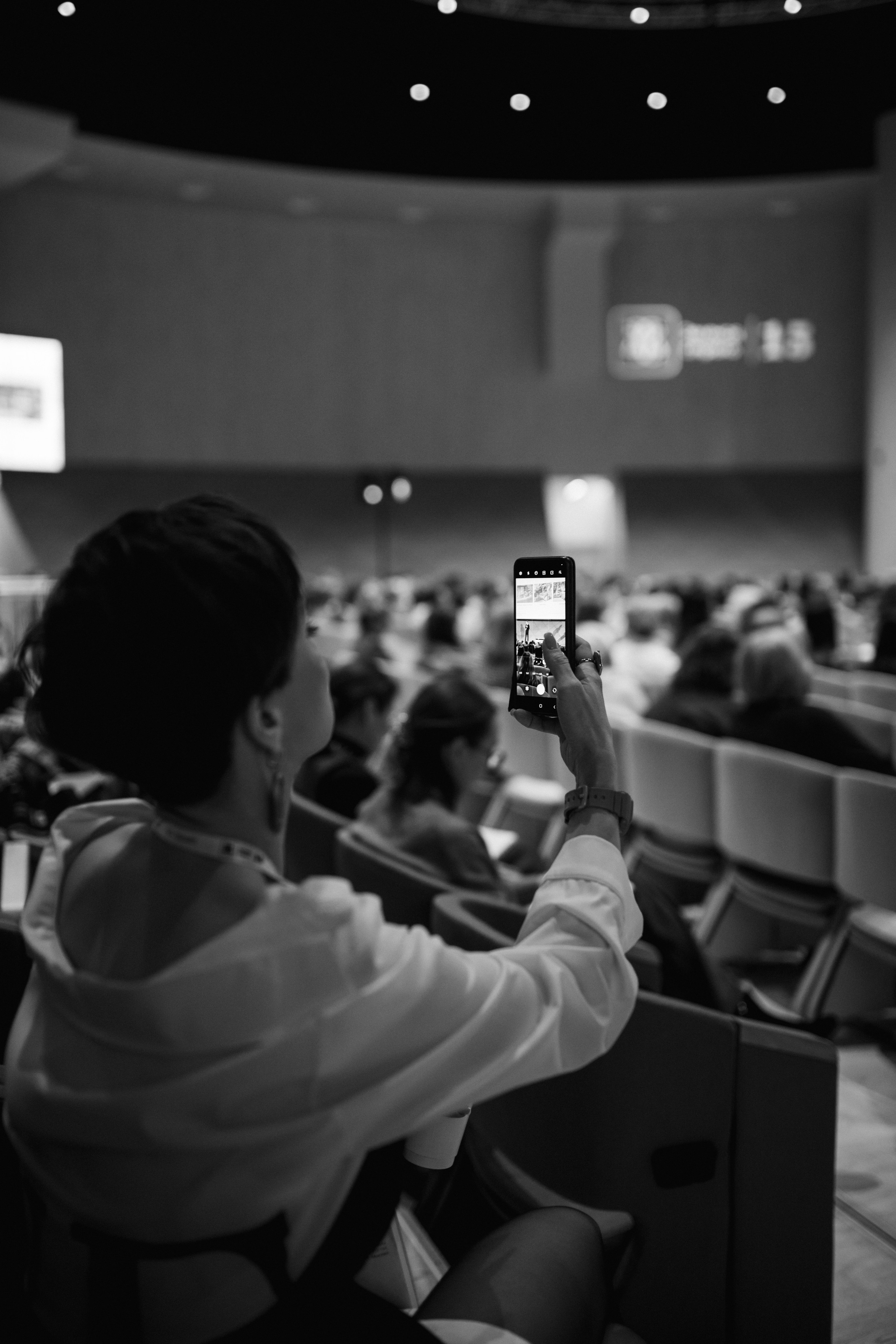 L Buro / Go Smart / Экспо Skolkovo. Nadezhdin Studio