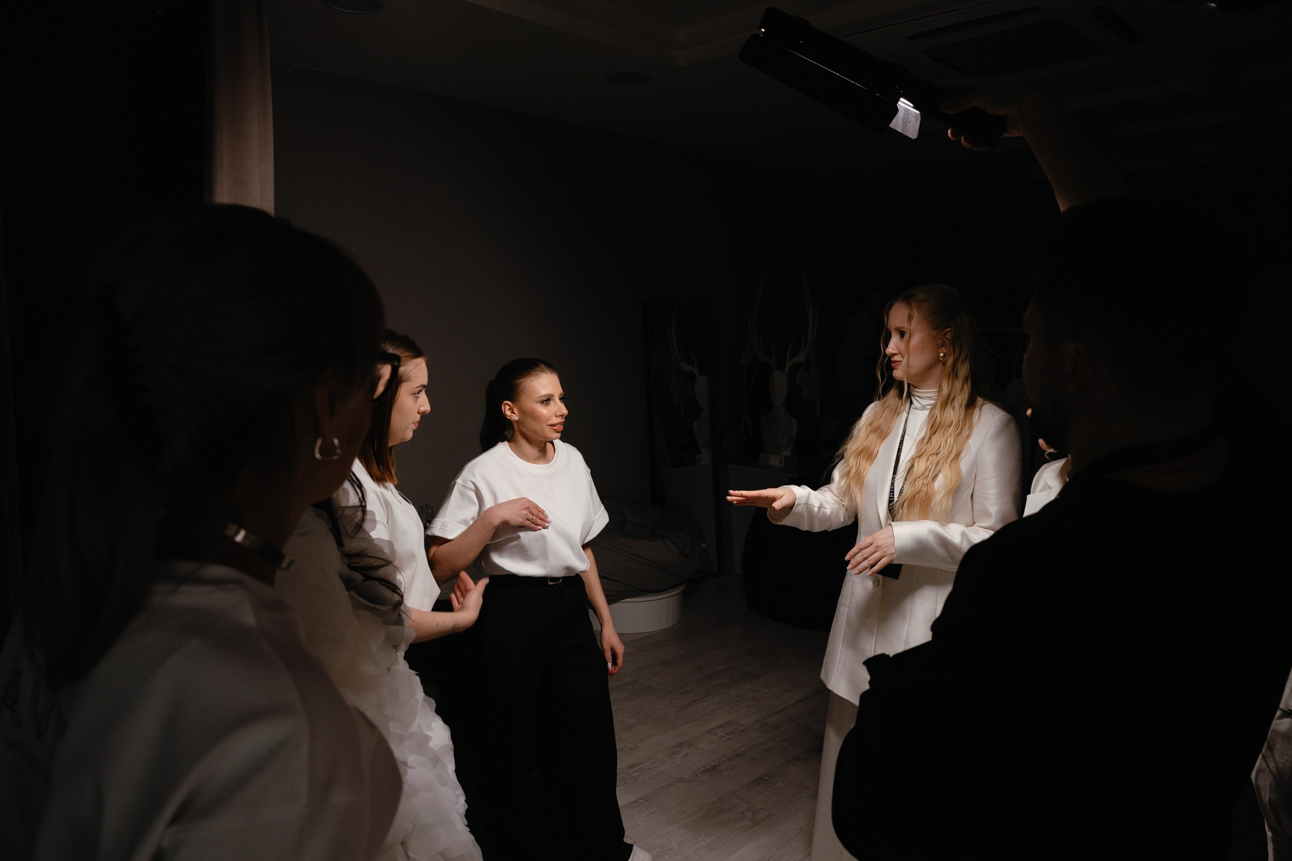 Репортаж с открытия свадебного дома AVEWEDDING. Свадебный фотограф Виктория