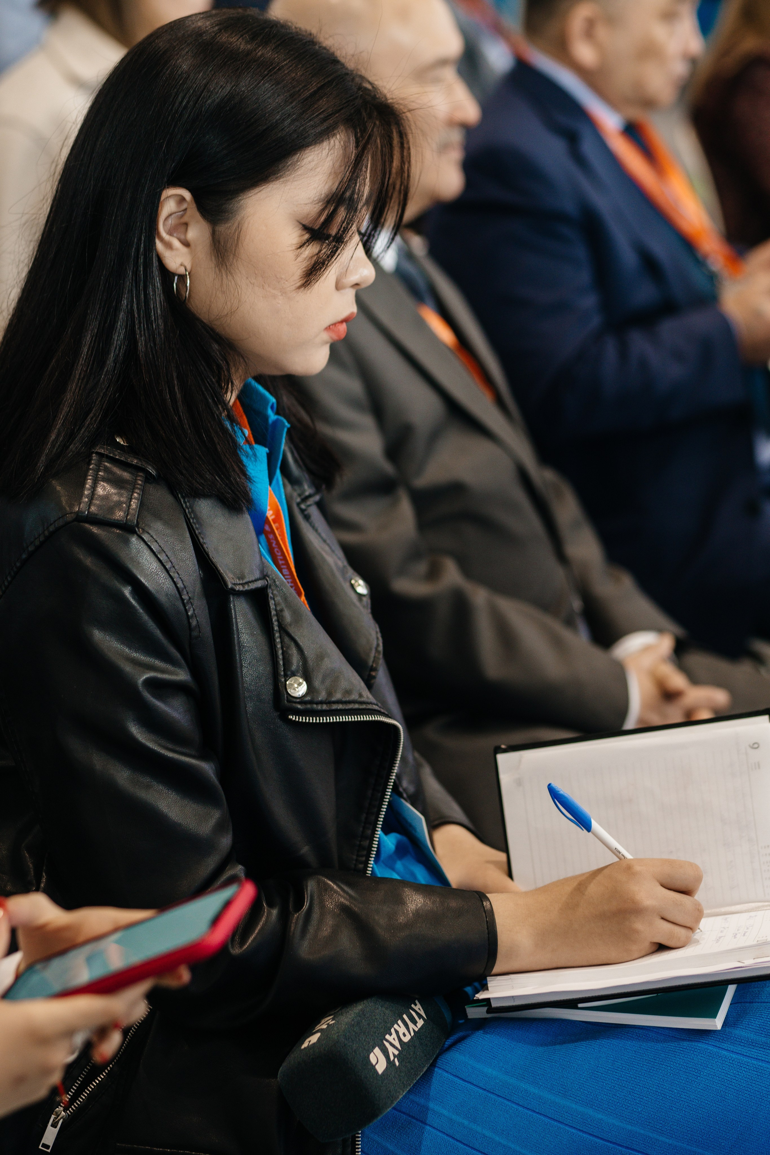 ПРЕСС-КОНФЕРЕНЦИЯ С УЧАСТИЕМ РУКОВОДСТВА КТК. Фотограф в Атырау Аслан Мурат