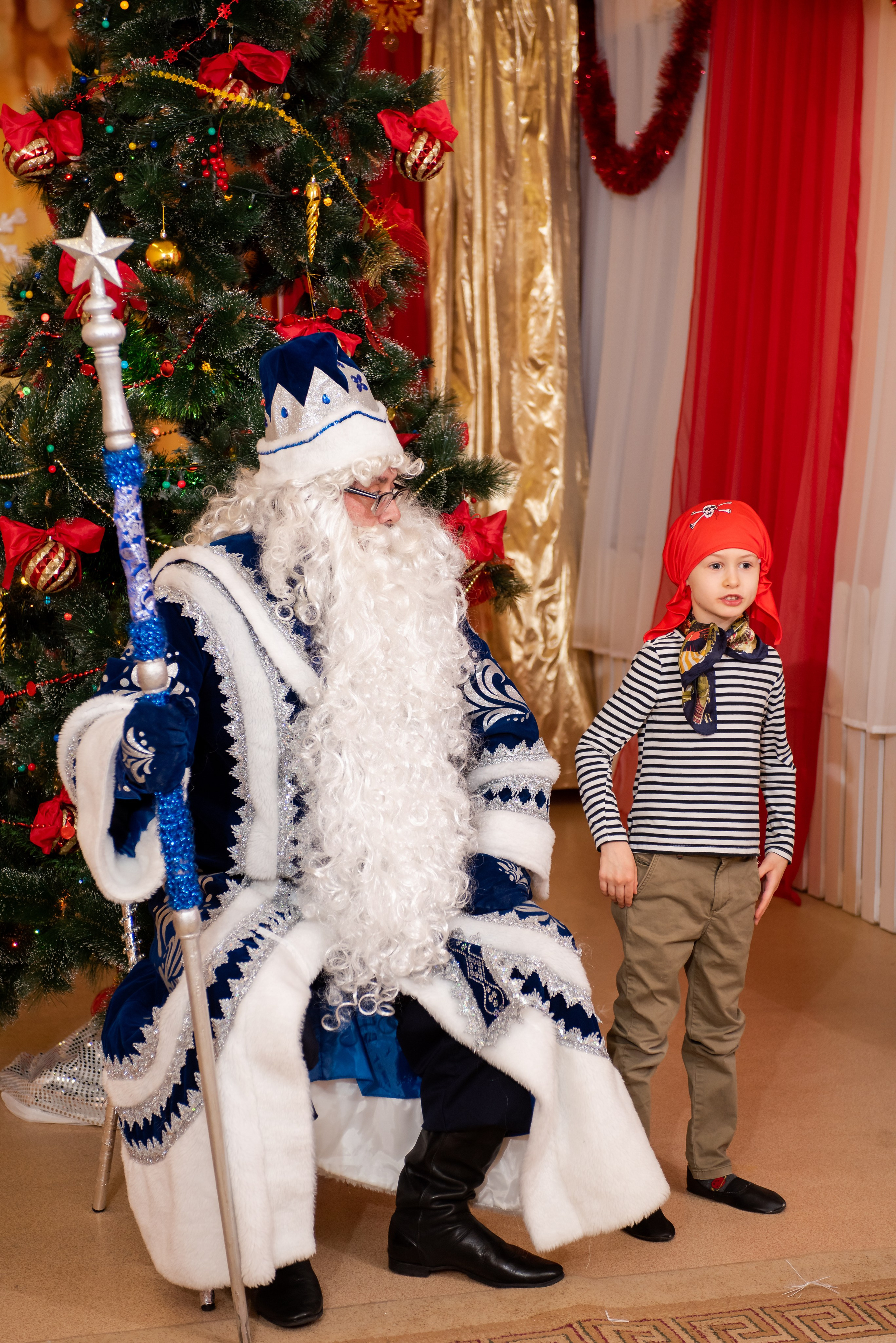 Новогодний утренник в детском саду 276. Выпускные альбомы в Севастополе, Крыму и Екатеринбурге