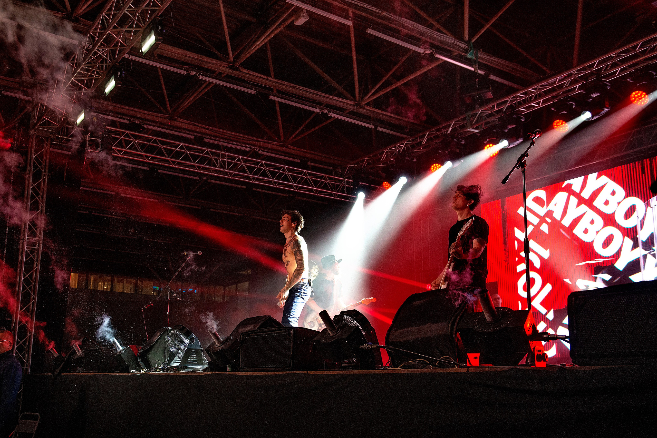 Концерт Хolidayboy. Школьный, фэшн фотограф в Тюмени и в России Ирина Королева