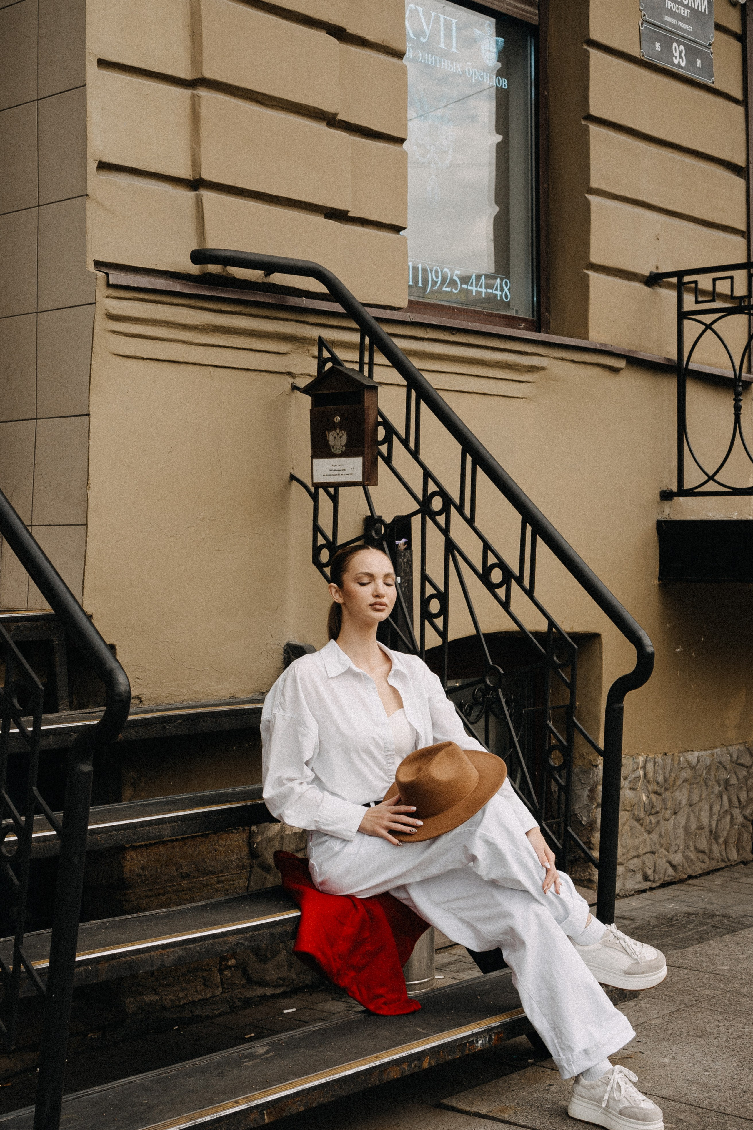 МЫ ГУЛЯЛИ ПРО КРЫШАМ ПИТЕРА. Профессиональный фотограф, Санкт-Петербург — Виктория Богомолова