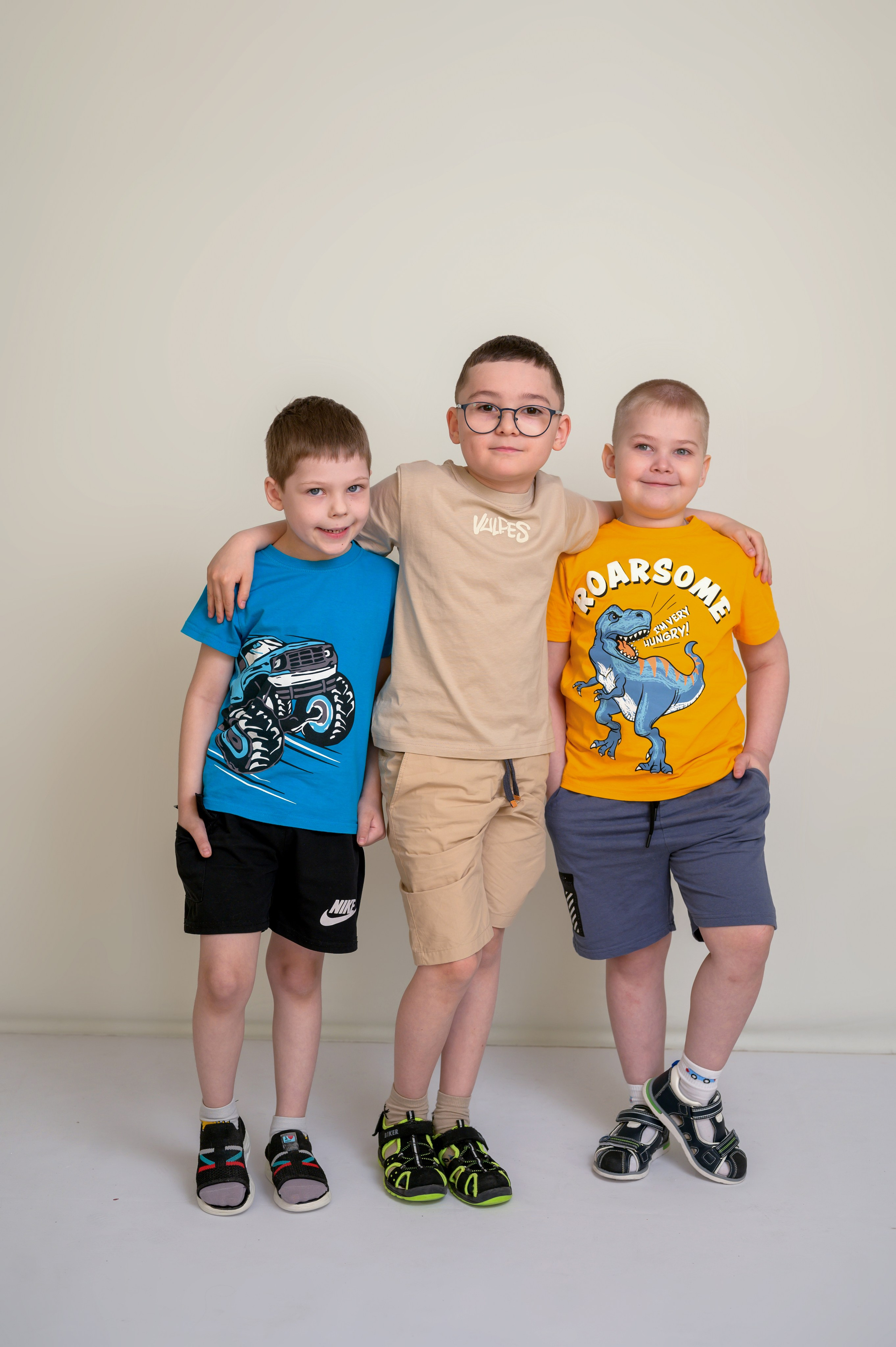 Д/с№ 3к3 группа «Фантазёры» (индивидуальный дизайн) + рисунки детей. Фотограф новорожденных, семейный детский в Тюмени Татьяна Морозова