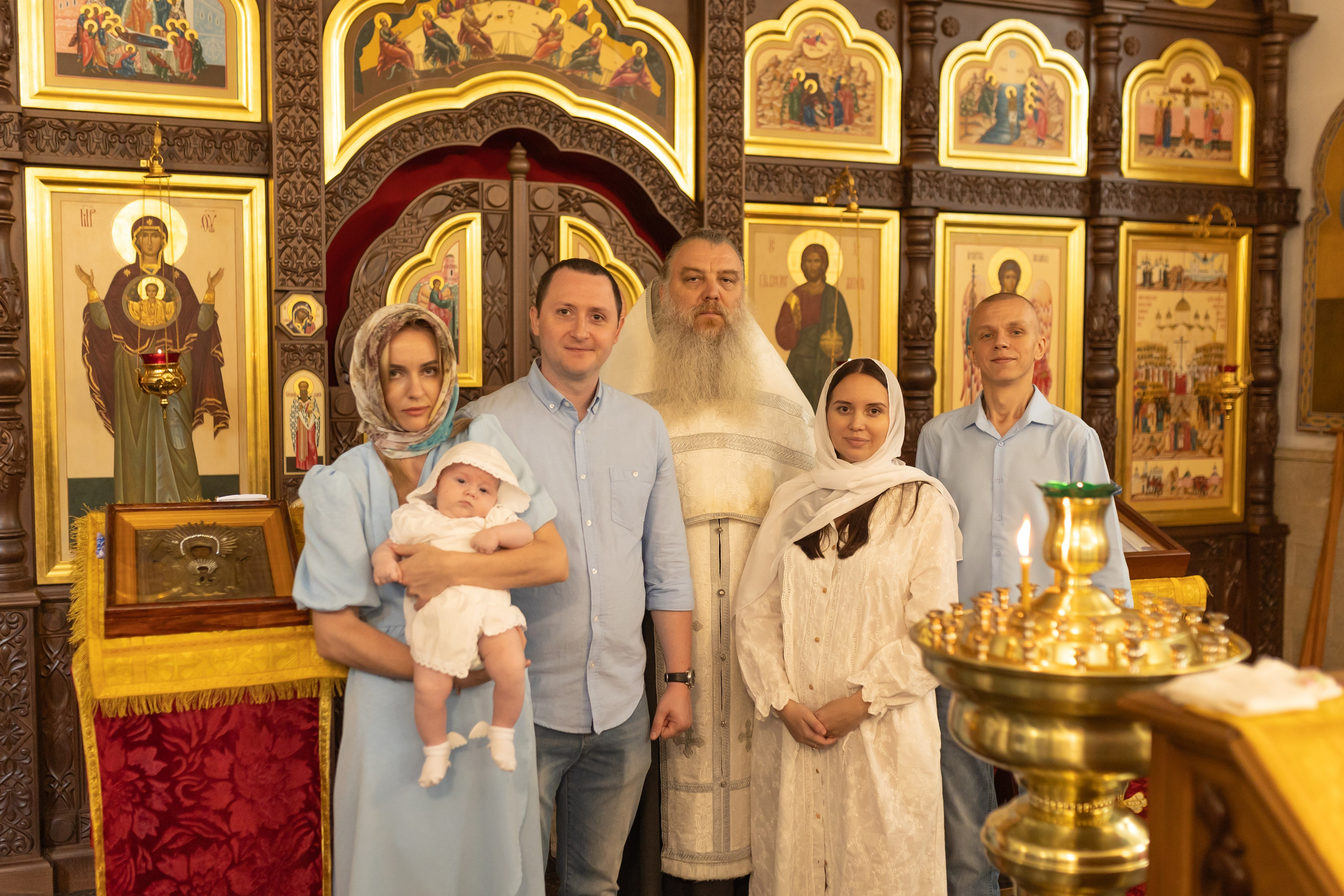 Крещение, Храм во имя Всемилостивого Спаса (на Звёздочке). Фотограф новорожденных. Детский и семейный фотограф Марьяна Юдина