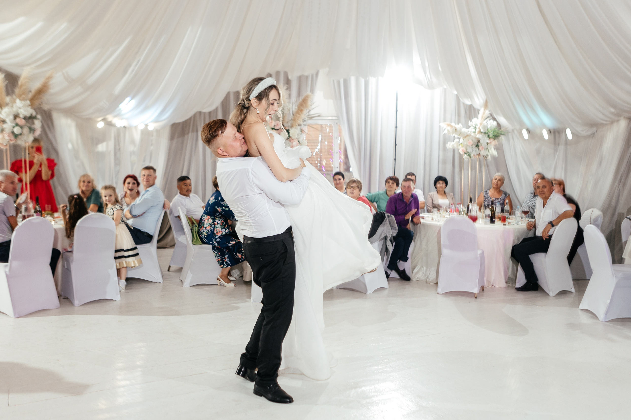 Свадебный фотограф Уфа — Руслан ГабдлисламовЖивые эмоции, красивые кадры, воспоминания на всю жизнь.Работаю по всей Республике Башкортоста. Свадебный фотограф Уфа Руслан Габдлисламов