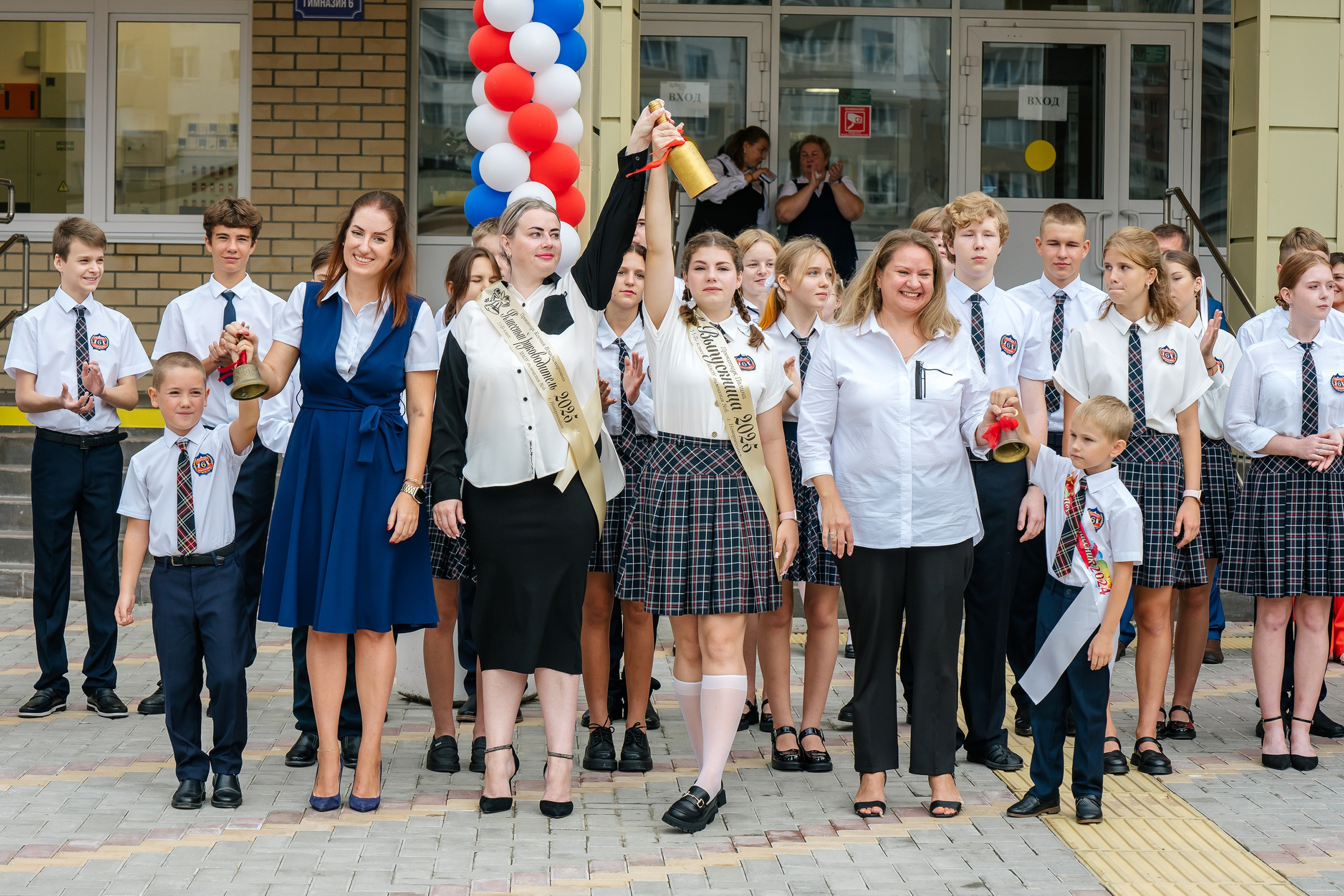 1 сентября. Выпускные альбомы, школьные фотосессии в городе Новороссийске