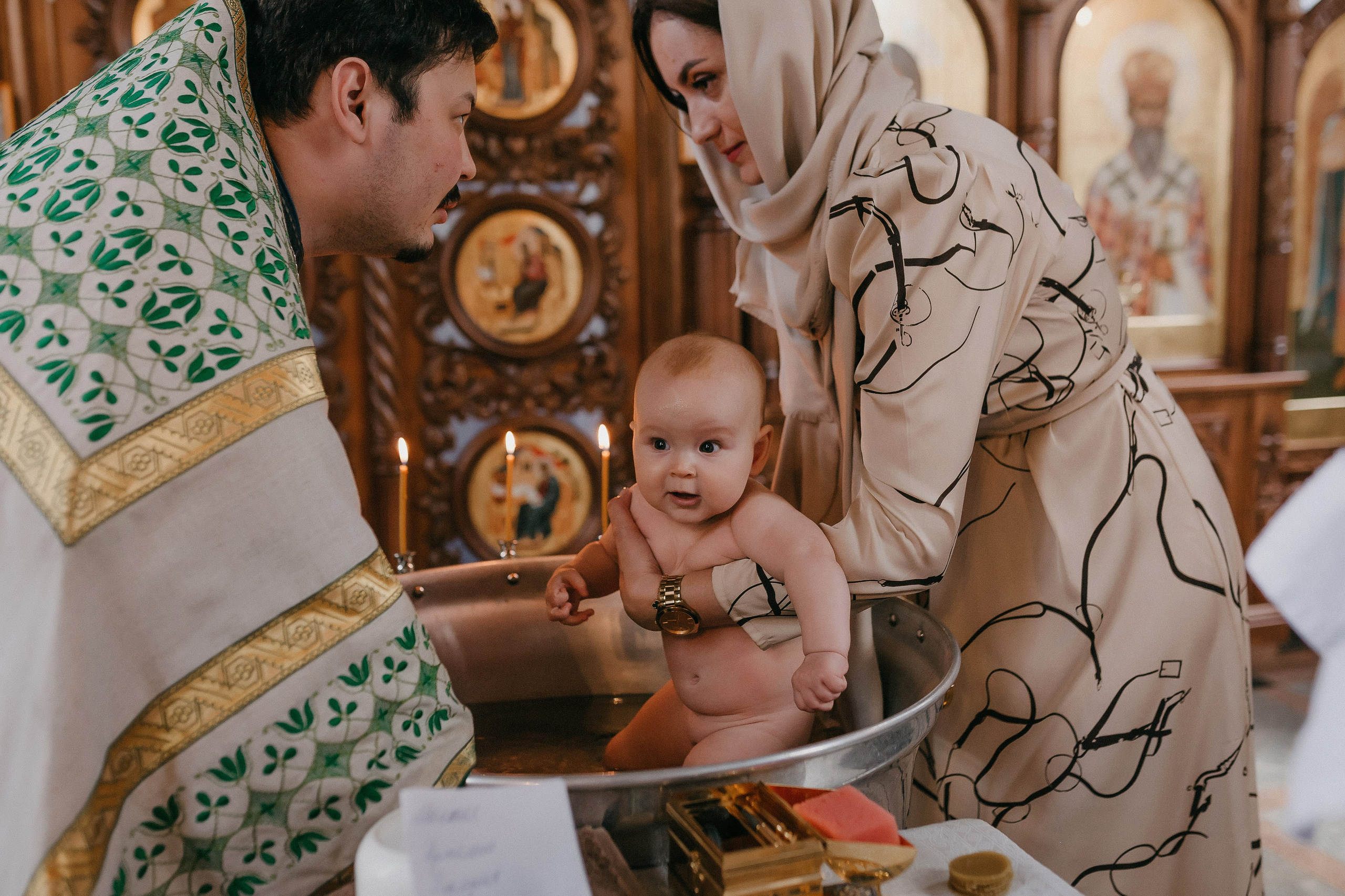 Крещение Артёма и Валерии. Храм Георгия Победоносца. Семейный фотограф в Сургуте