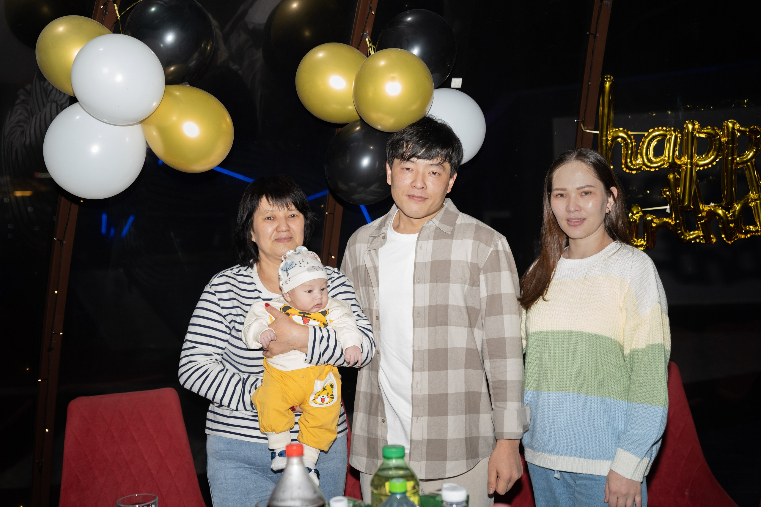 День рождения в большом семейном кругу. Фотограф Строгино Яна Гавриленко