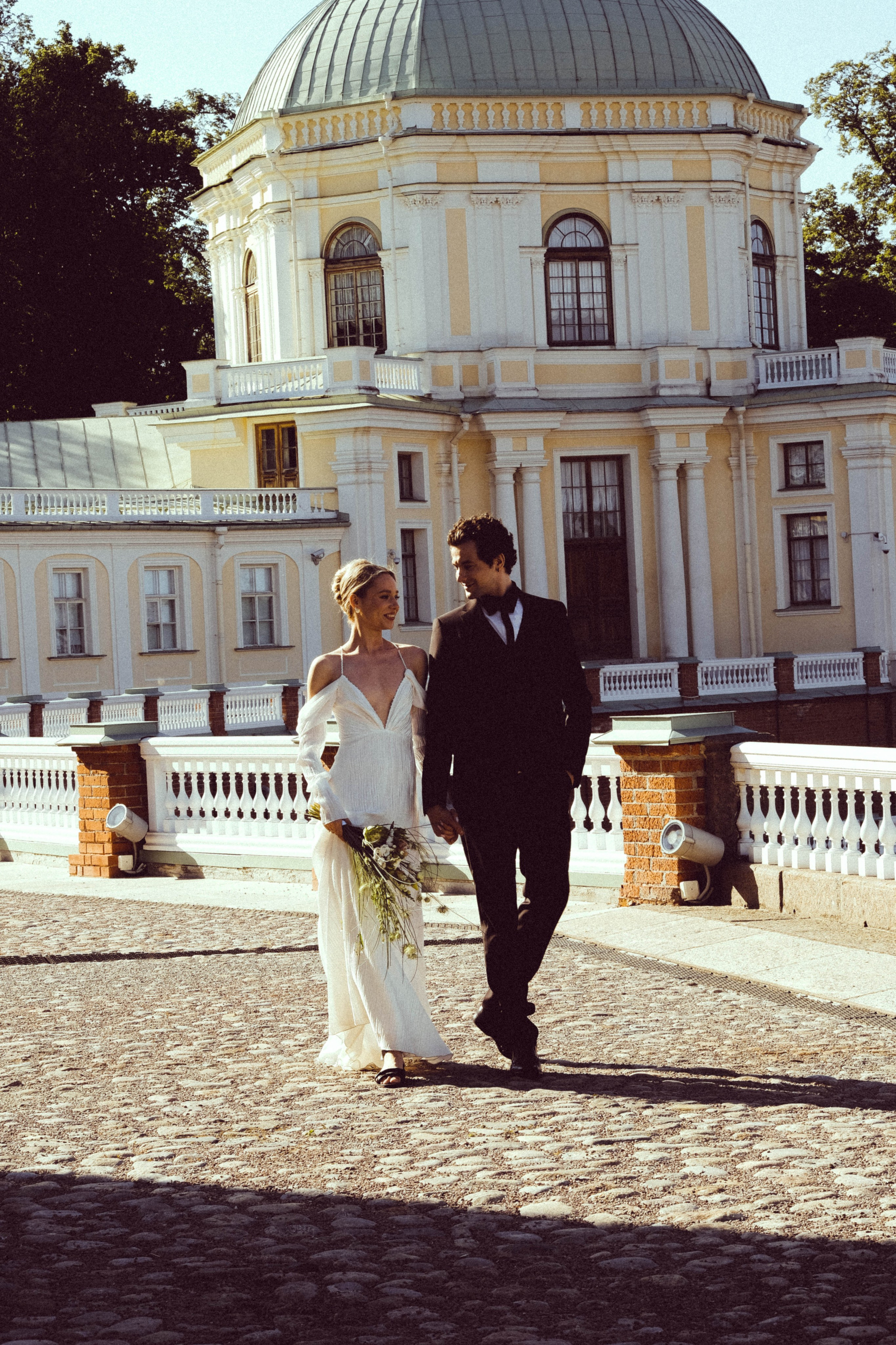 СВАДЕБНАЯ СЬЕМКА В ПАРКЕ ОРАНИЕНБАУМ. Профессиональный фотограф, Санкт-Петербург — Виктория Богомолова