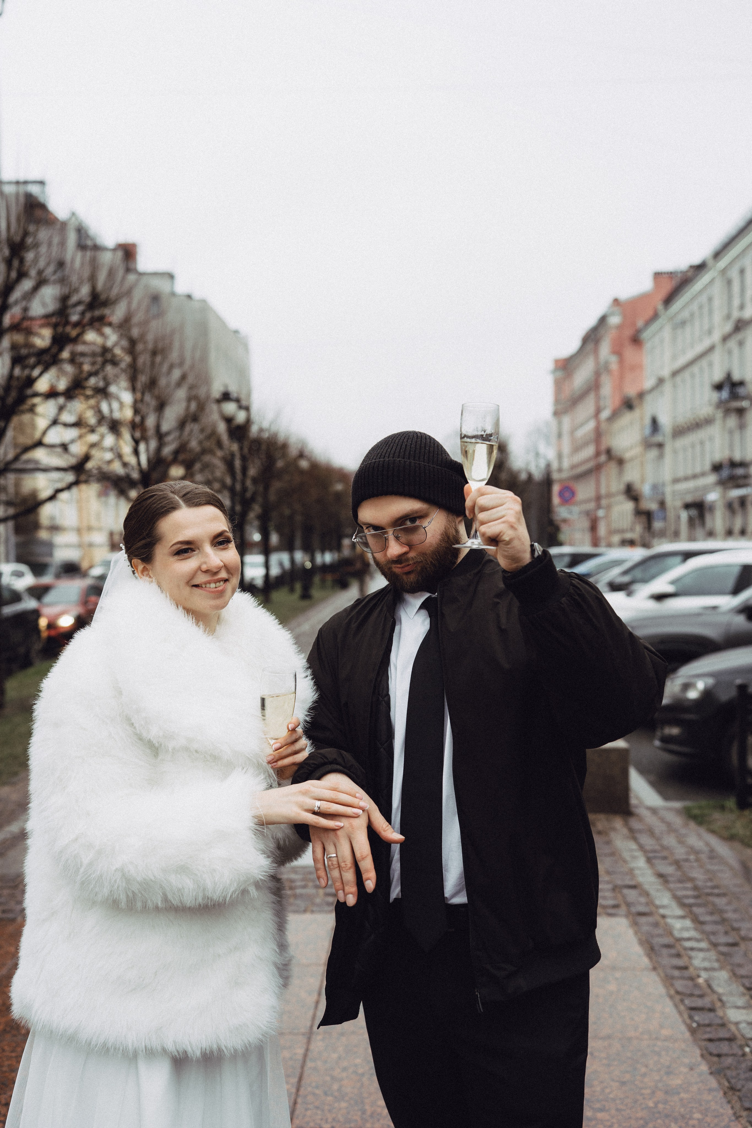 СВАДЕБНАЯ СЬЕМКА ВО ВТОРОМ ДВОРЦЕ (ДЕКАБРЬ) ТАКЖЕ СЬЕМКА В СТУДИИ НА ЧЕРНЫШЕВСКОЙ. Профессиональный фотограф, Санкт-Петербург — Виктория Богомолова