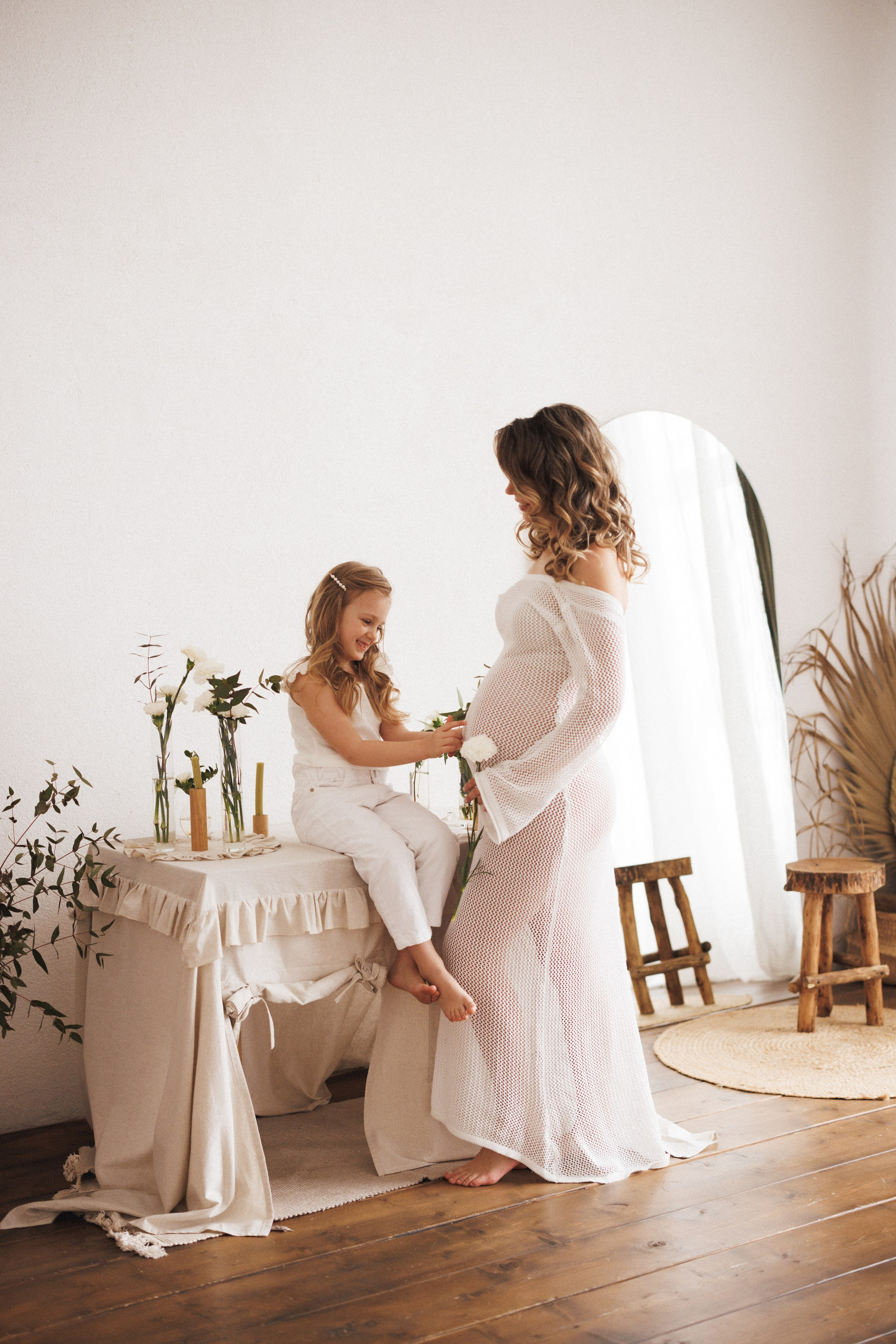 Фотосессия для мамы и дочки, фотостудия «MESTONE», город Краснодар. Семейный и детский фотограф в Краснодаре Анна Трашкова