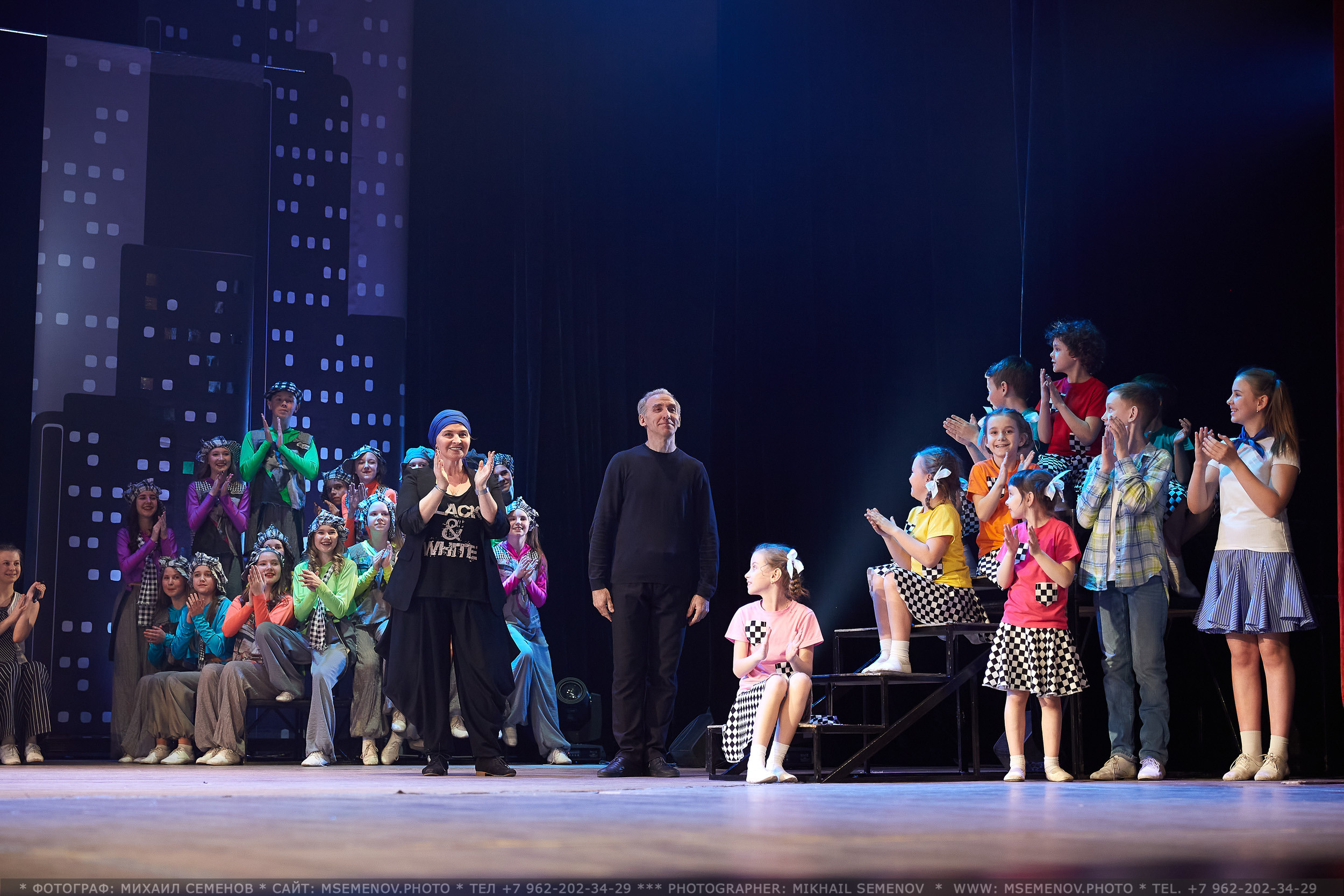 АНОНС фоторепортажа с концерта «МЫ ИЗ МЮЗИКЛА» Театр эстрады Веселая семейка. Photographer for business Mikhail Semenov. Aqua photo studio, photo school