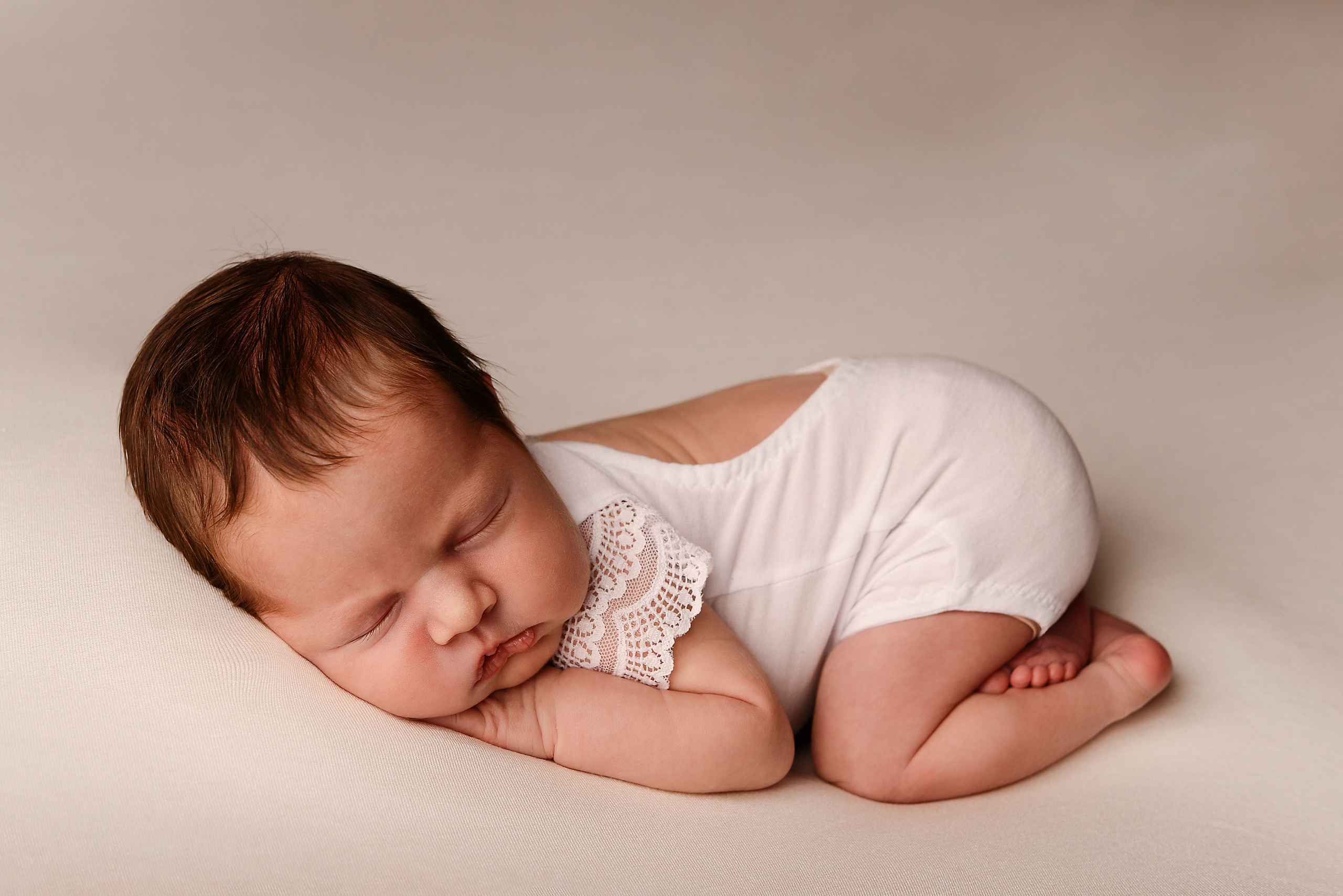 Фотосессия Киры 13 дней. Фотограф новорожденных Кемерово Анастасия Шромова