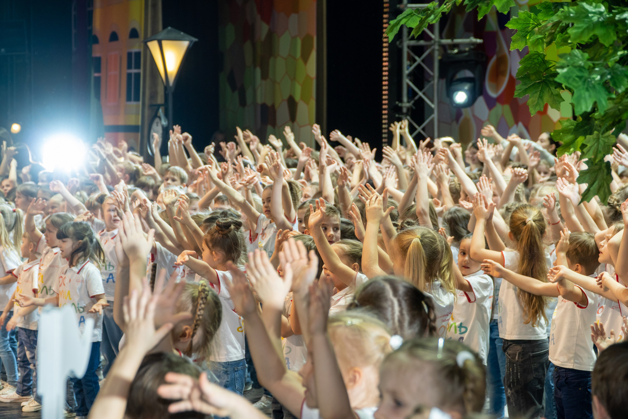 Съёмка концерта для Домисольки, большой концертный зал Космос. «Студия DRONAVT`s» — видеосъёмка и фотография г. Москва