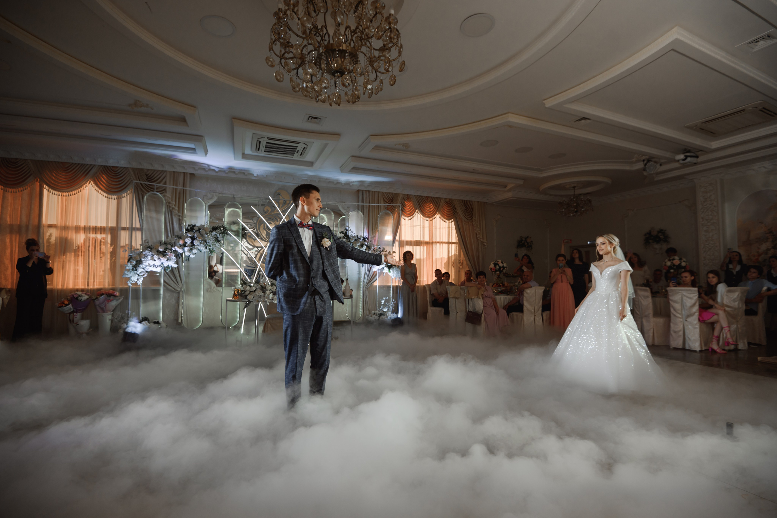 B & A. Свадебный фотограф в г. Астрахань. Так же выезжаю в другие города