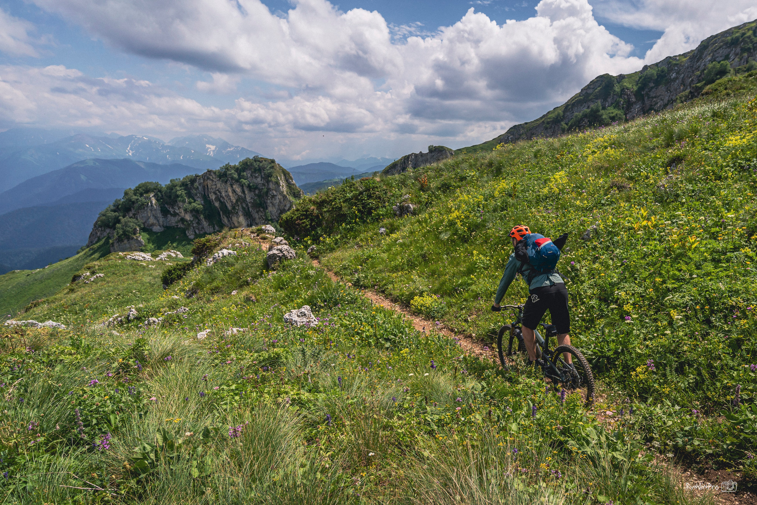 Велотур Велотридцатка 13 июля 2024 Ковальтур. Репортажный фотограф в Краснодаре Рындин Дмитрий