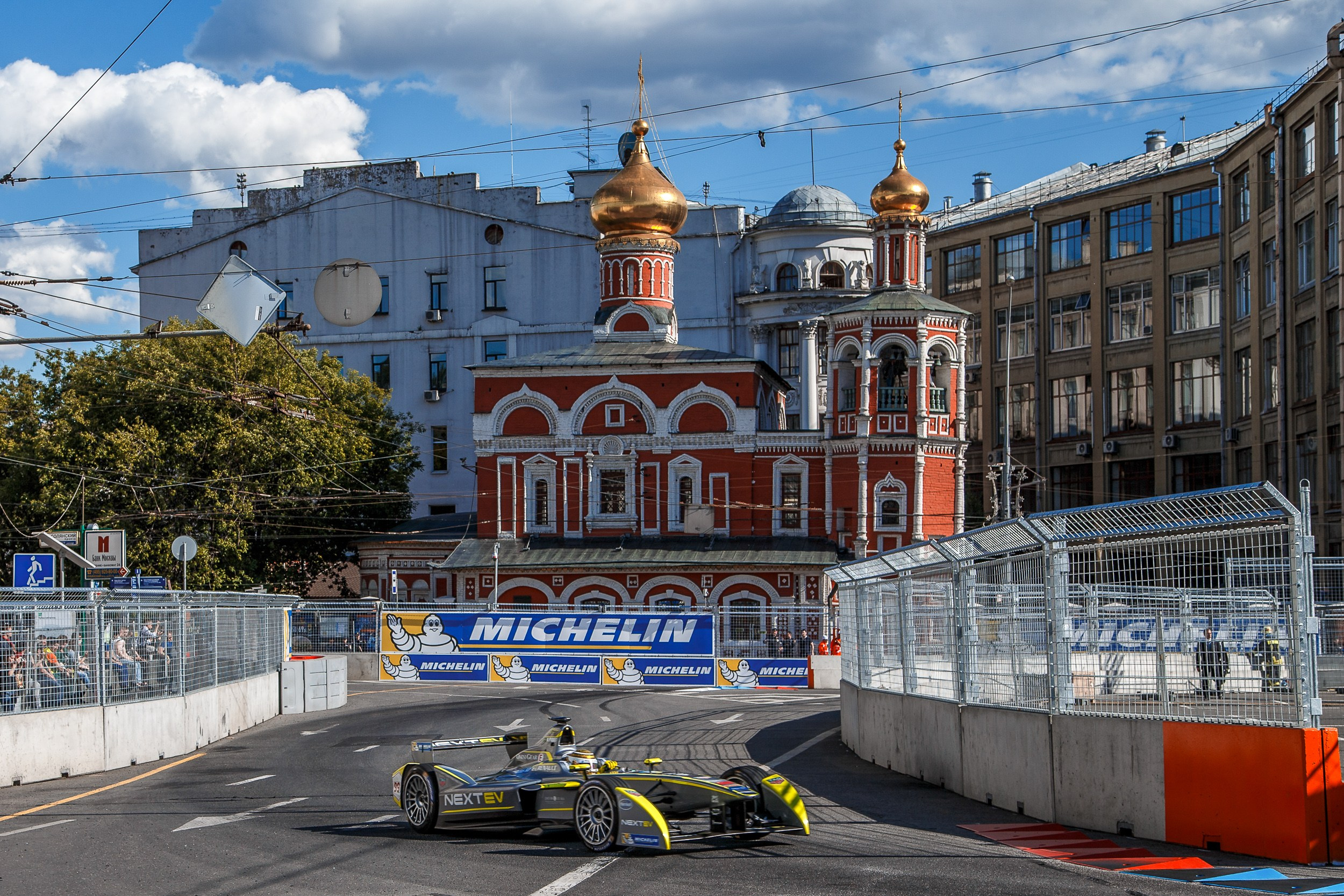 Репортажный фотограф в Москве Майк Симонов