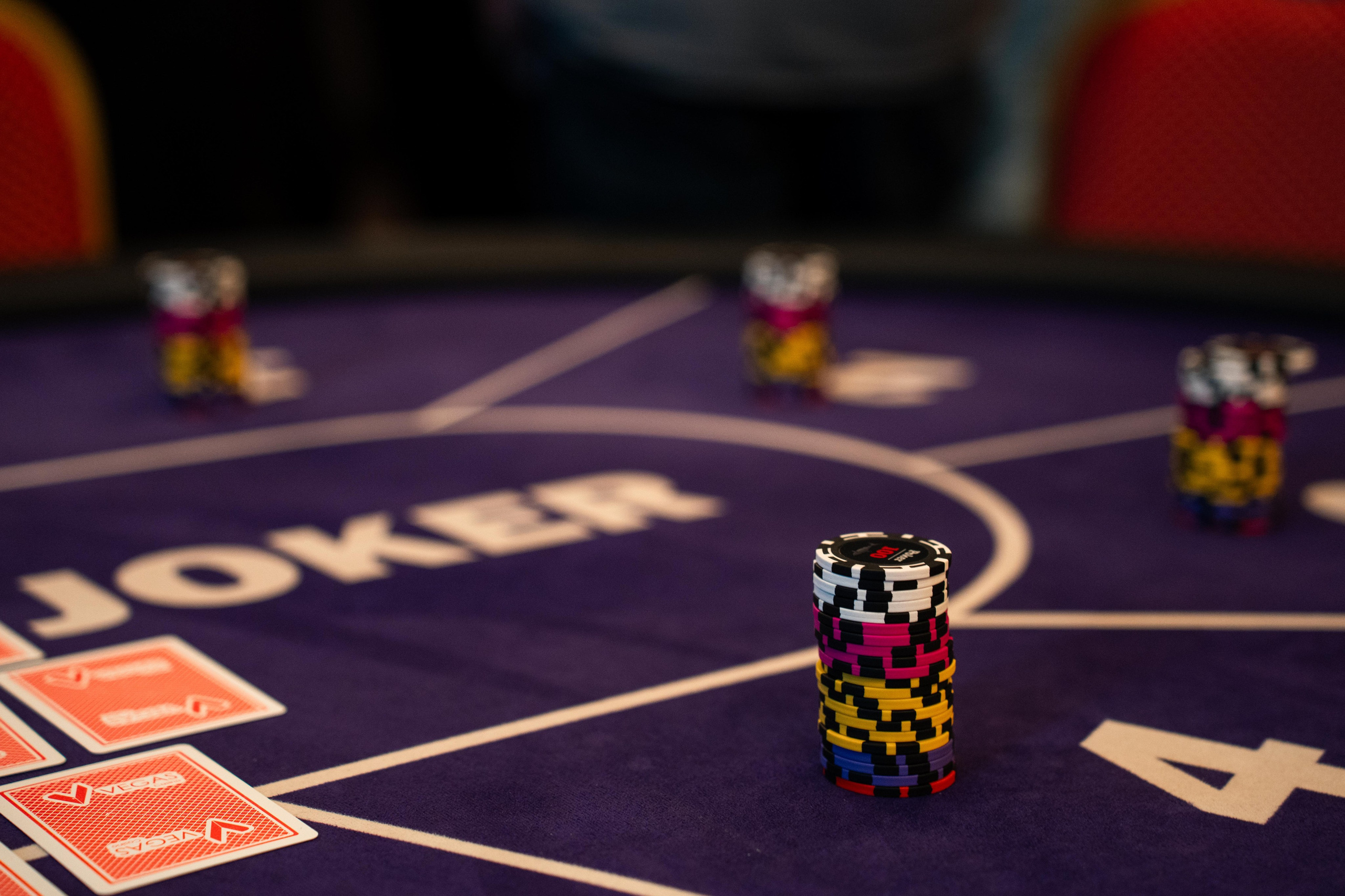 Joker Poker Club 01.03.2026. Коммерческий и художественный фотограф и видеограф в Москве Арсений Тургенев