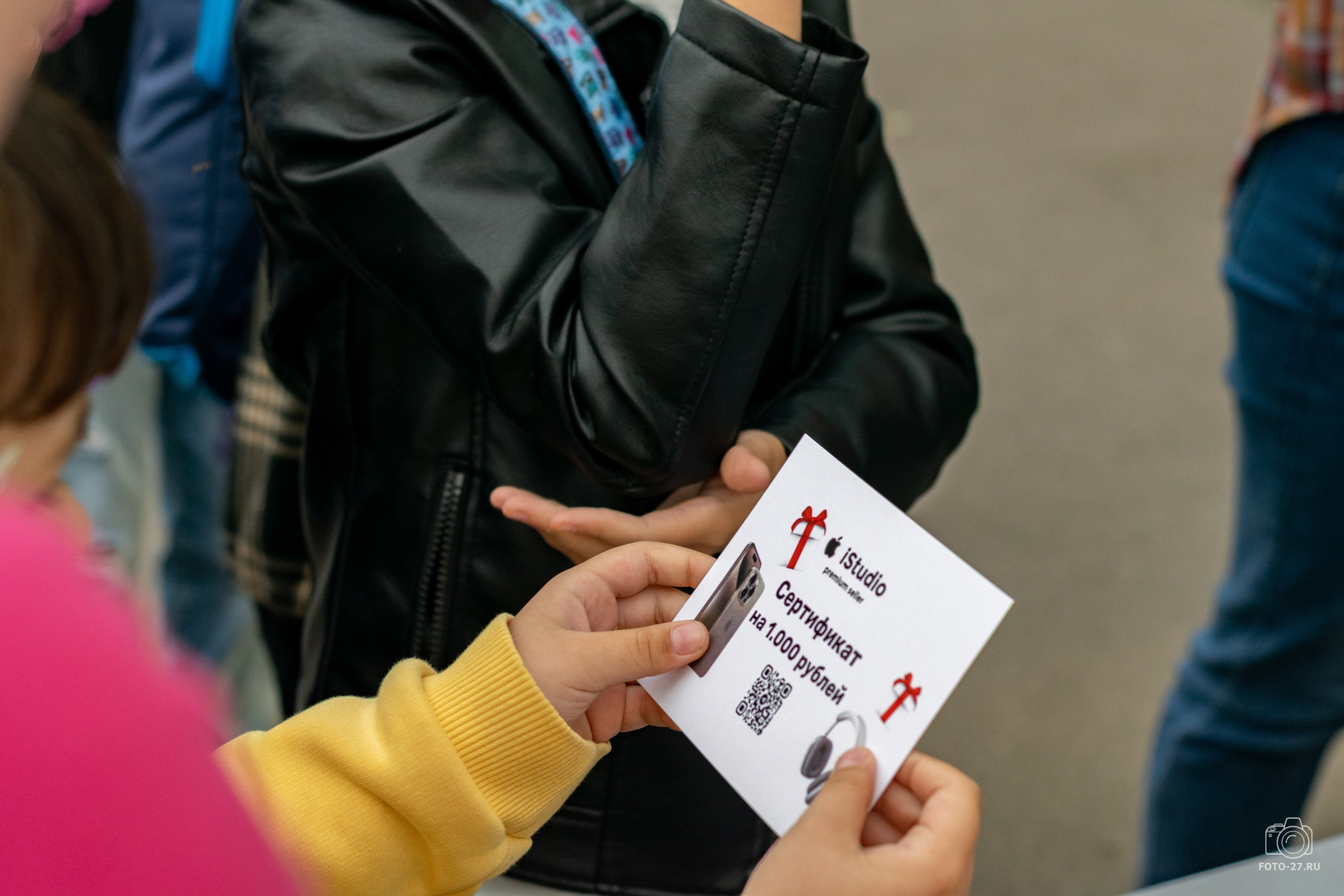 Антон Курдюмов фотограф в Хабаровске Рина Курдюмова фото27 foto27 Антон Дорофеев репортажный репортаж документалист Тони и Рина фотосоздатели Международный фестиваль Рок в защиту животных Хабаровск