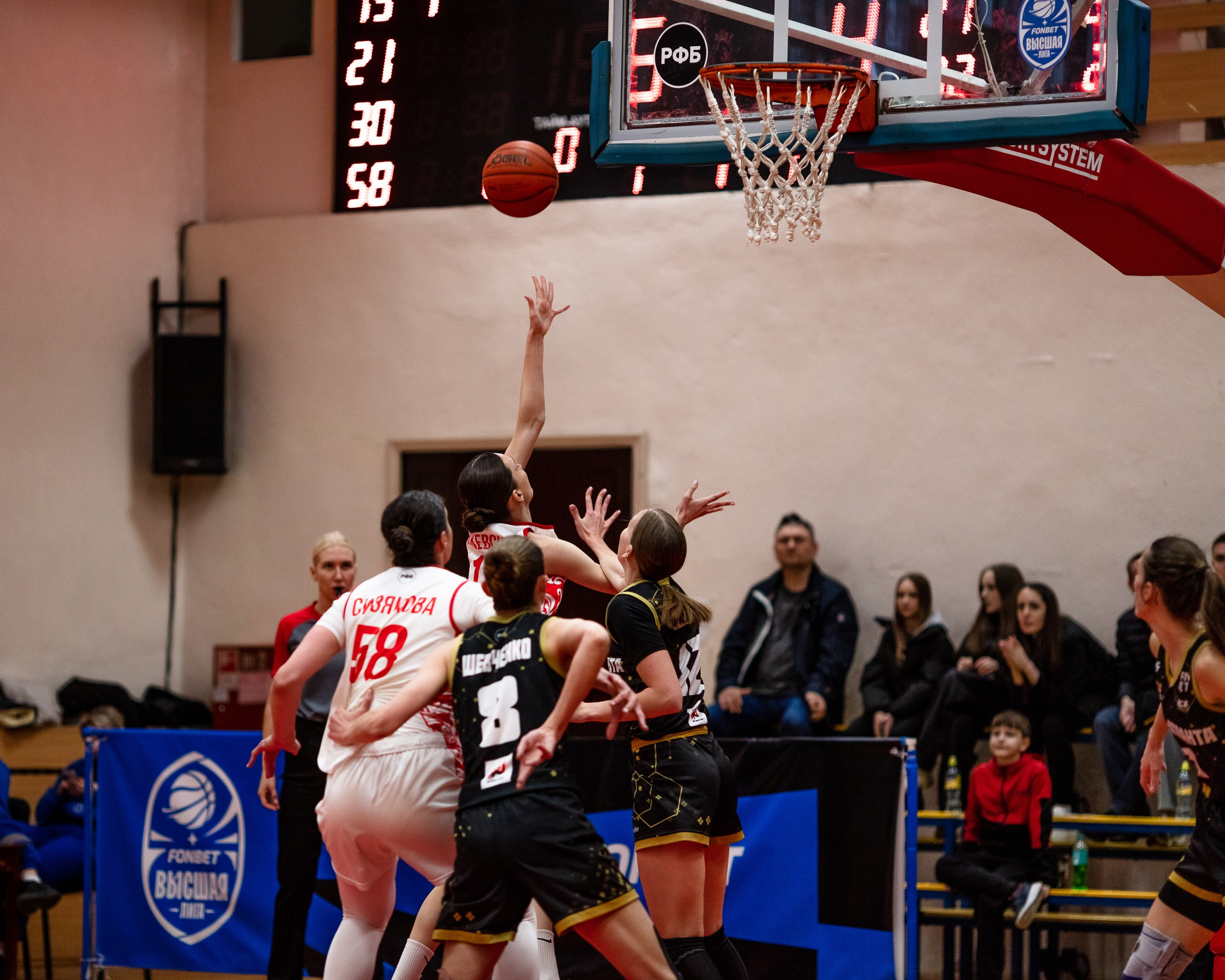 БК Юность — ЧГУ-Атланта / 3 игра. Фотография