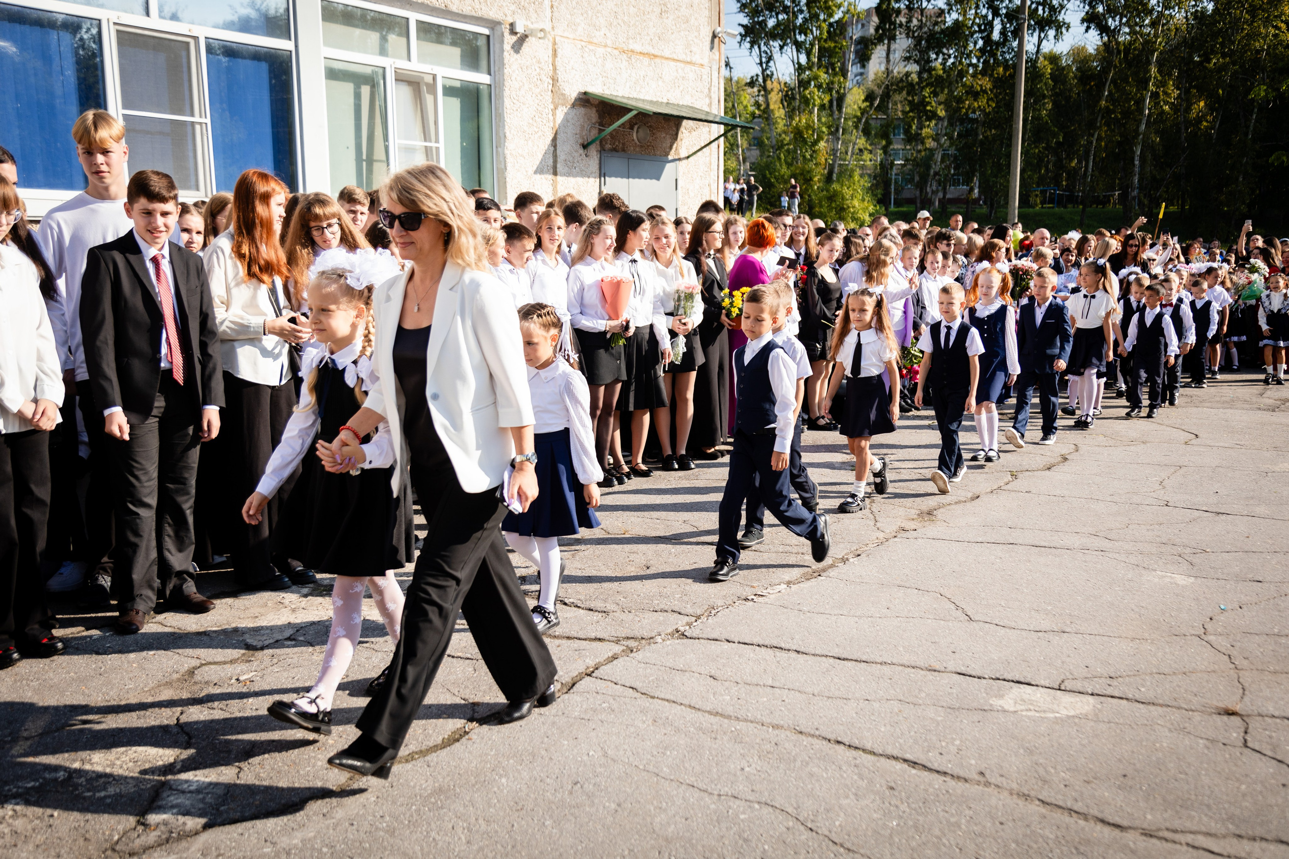 Гимназия № 50. Детский фотограф видеограф в Хабаровске Михаил Орлов