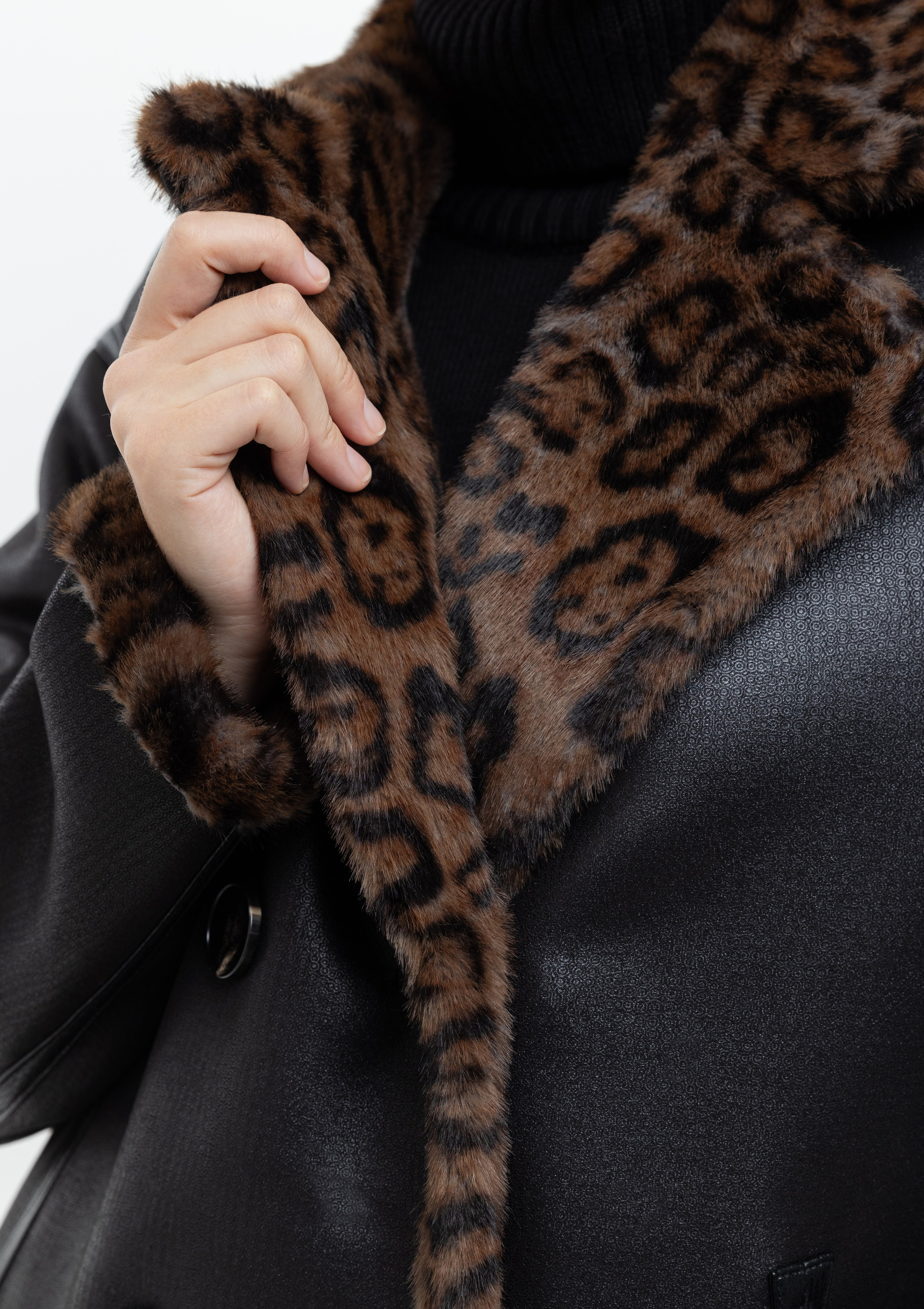 Каталог. Верхняя одежда + трикотаж бренда. 4ч,. Визажист для брендов, Фэшн продюсер Олеся Глушкова