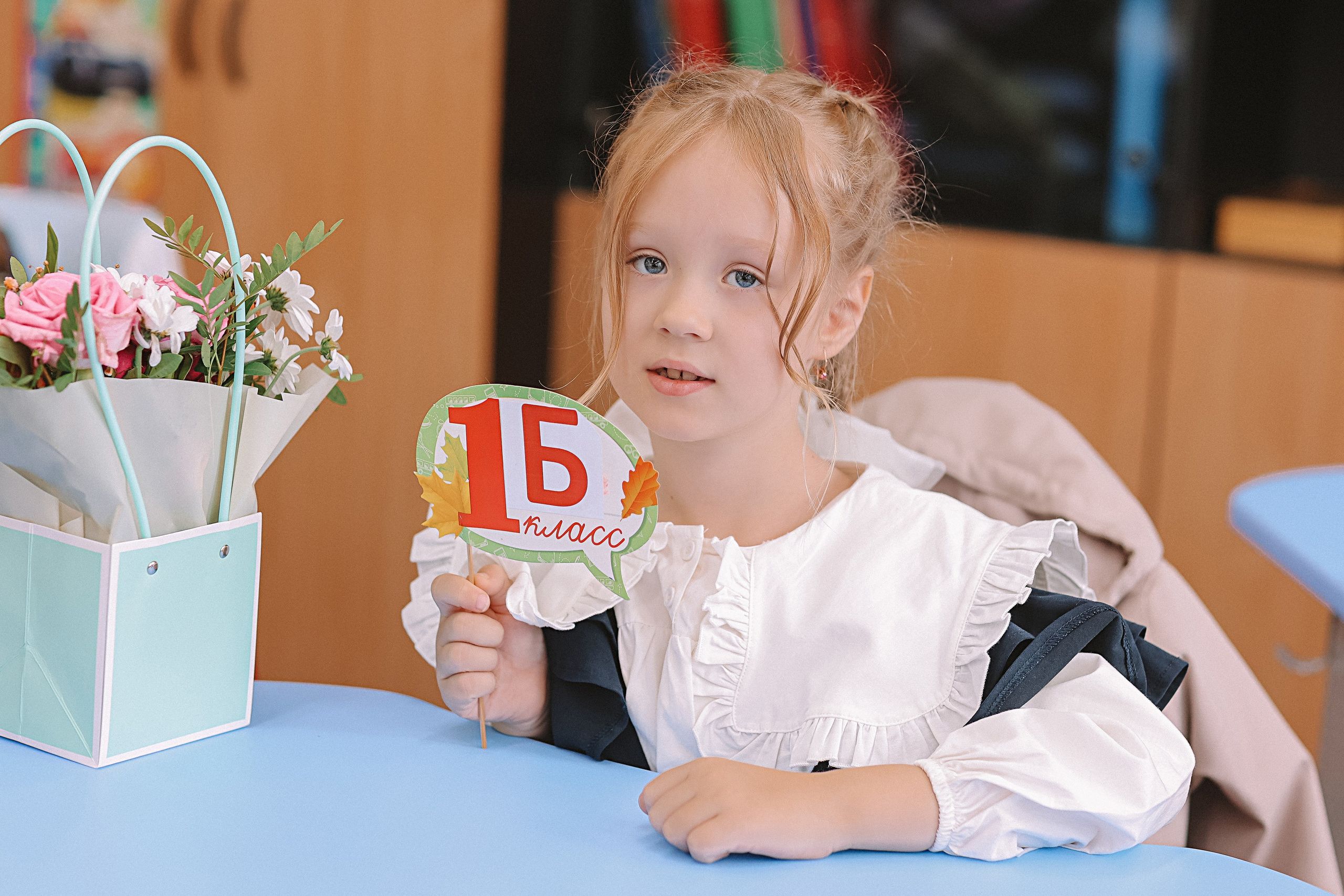 1 сентября линейка+кл час+портреты. Семейный фотограф Тюмень, фотограф на роды Салмина Мария