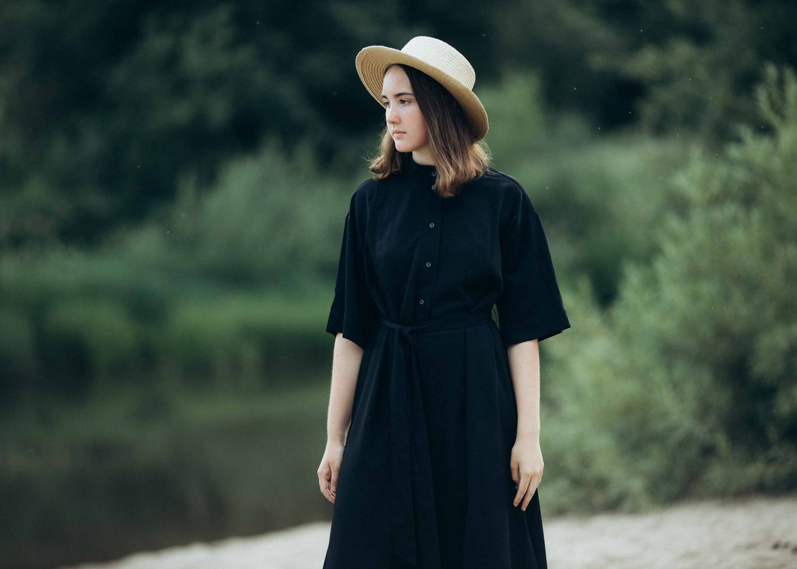 Портрет в шляпе. Наталия Клевинскас портретный фотограф в Костроме