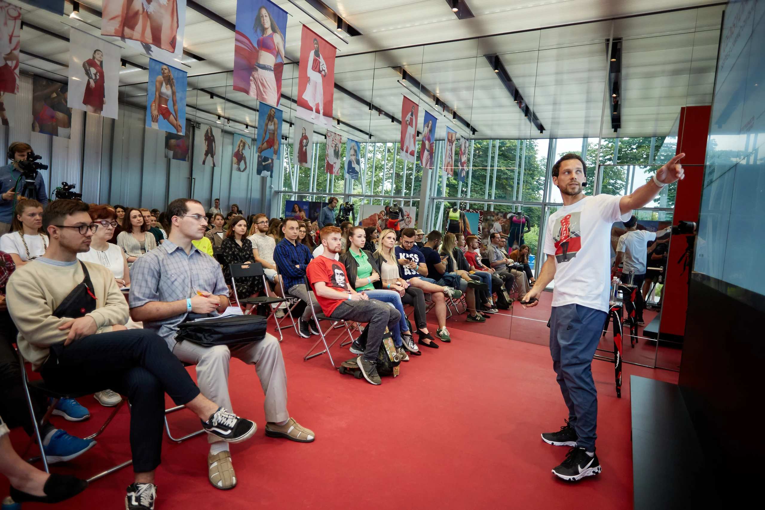 Nike «Play as Goddess» campaign. Спортивный и бизнес фотограф Арсений Голышкин