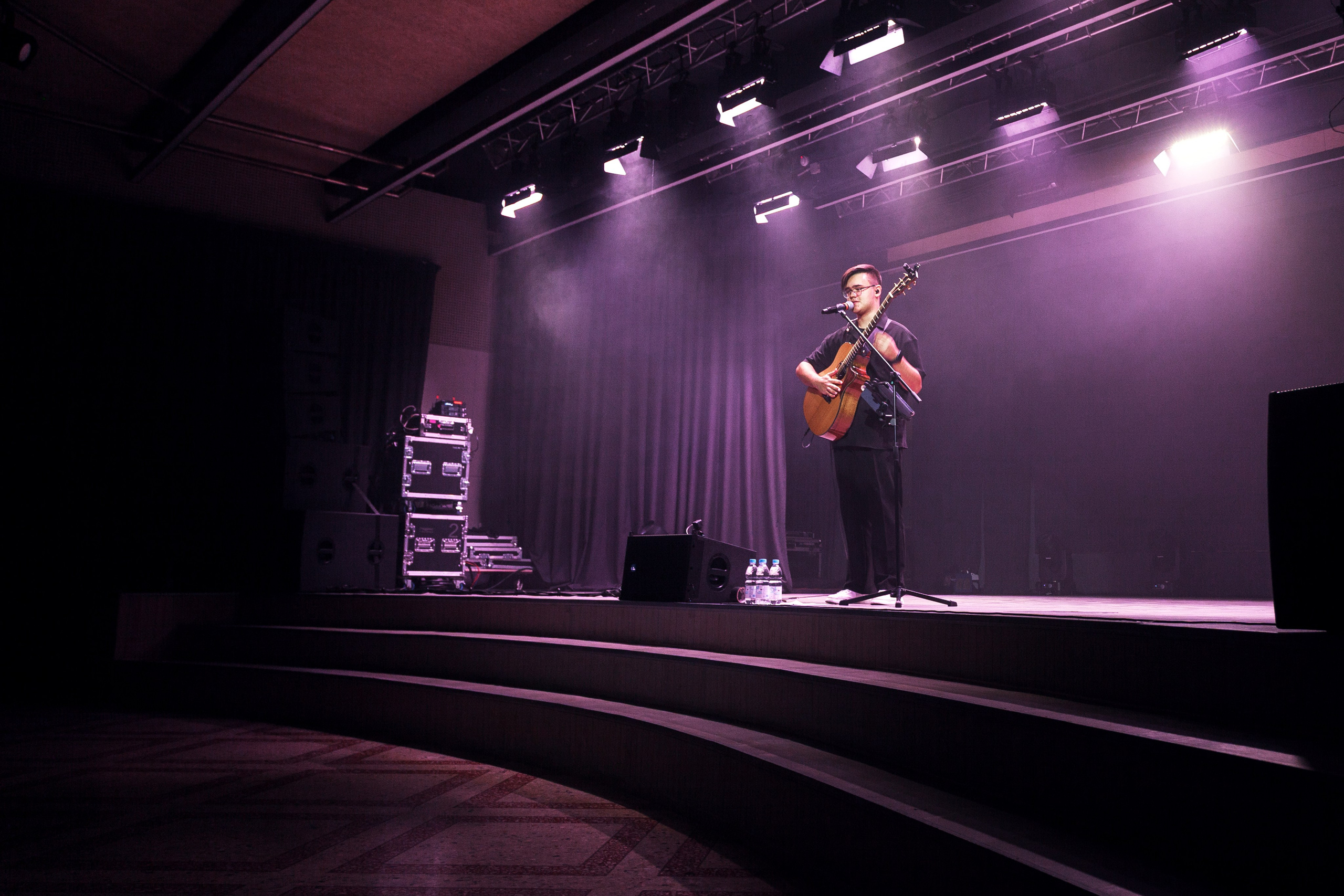 Дамир. Сольник Ноябрь 2025. Design Muginov