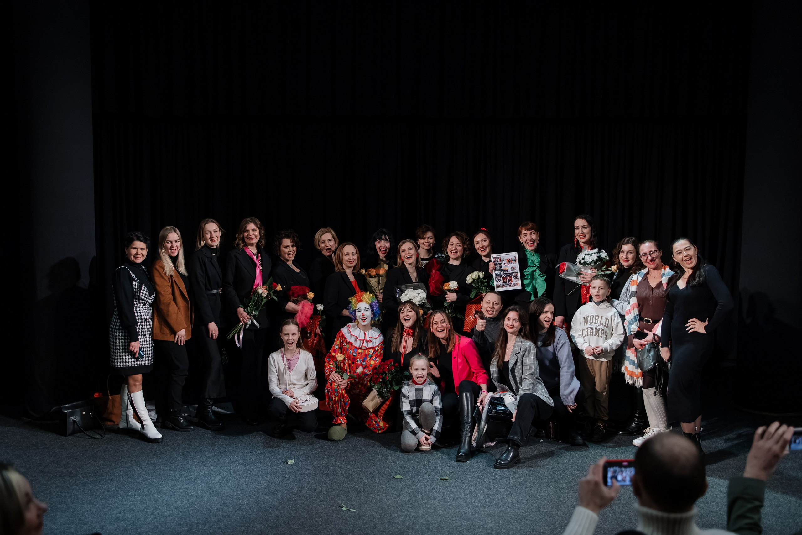 Спектакль. Свадебный фотограф