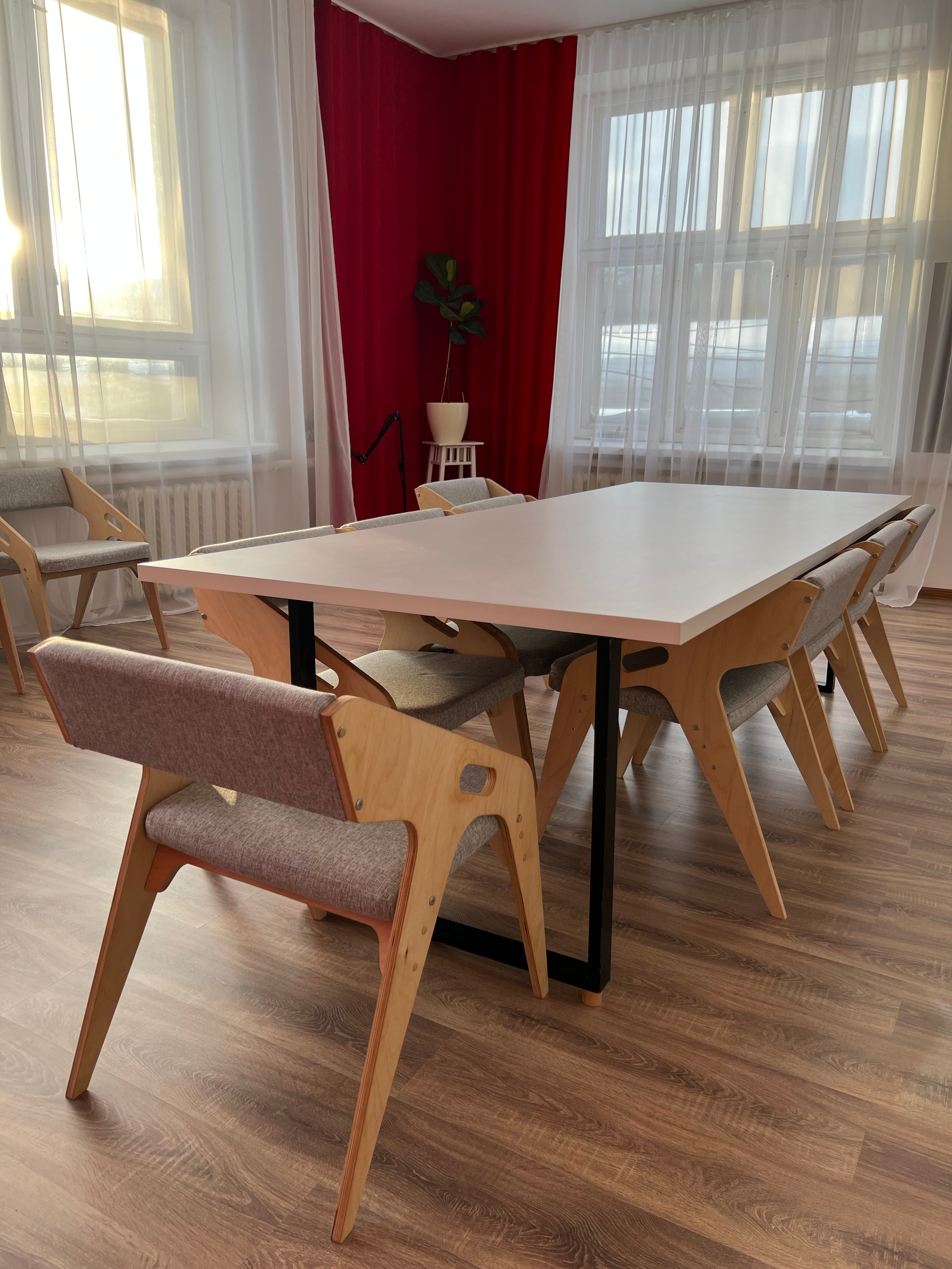 Зал Красный. Выпускные альбомы Нефтекамск