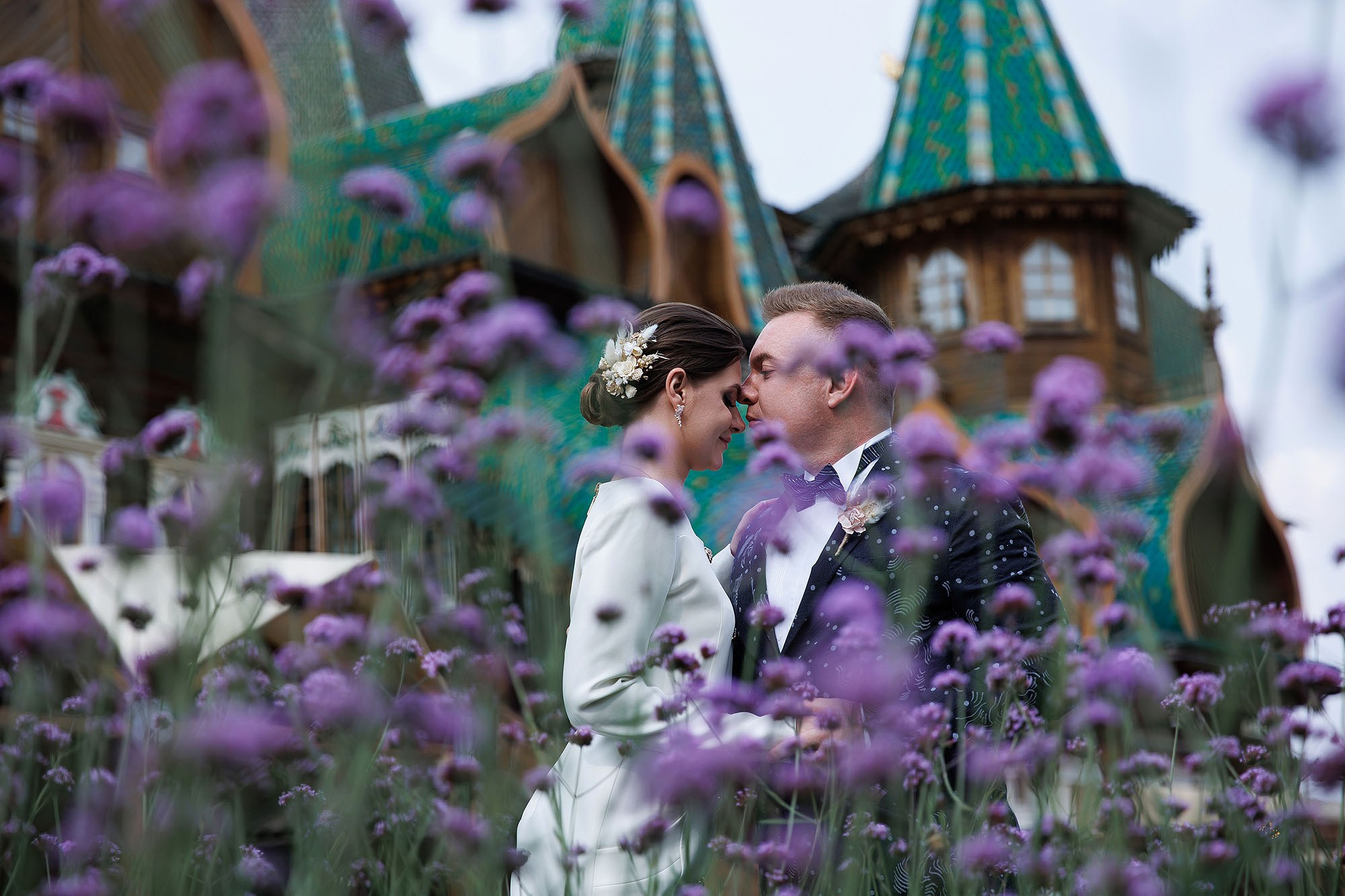Прогулка, фотосессия жениха и невесты. Свадебная съемка. Фотограф в Москве Валерий Боцман