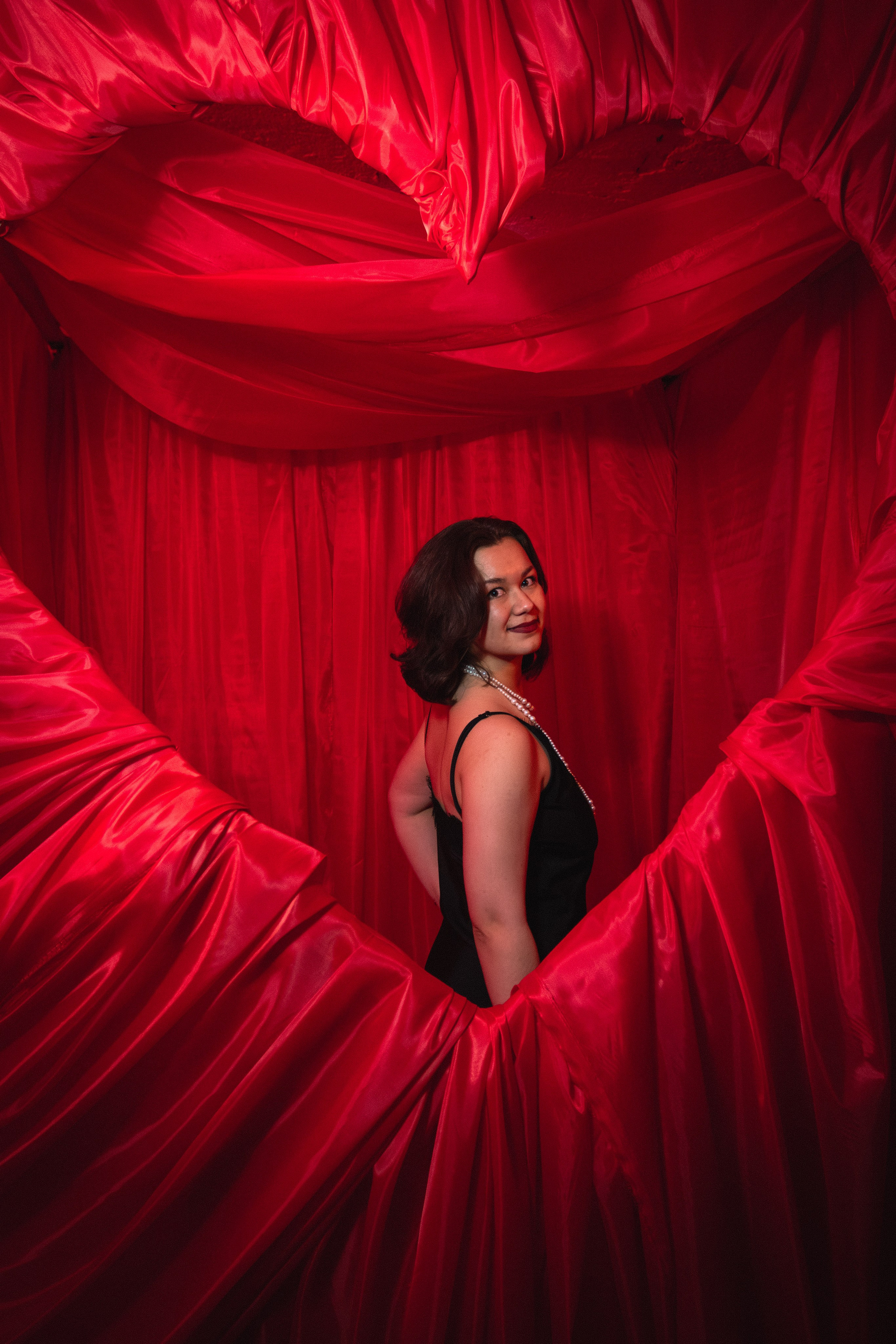 Mystére Rouge '26 | Photo zone. Фотограф в Москве