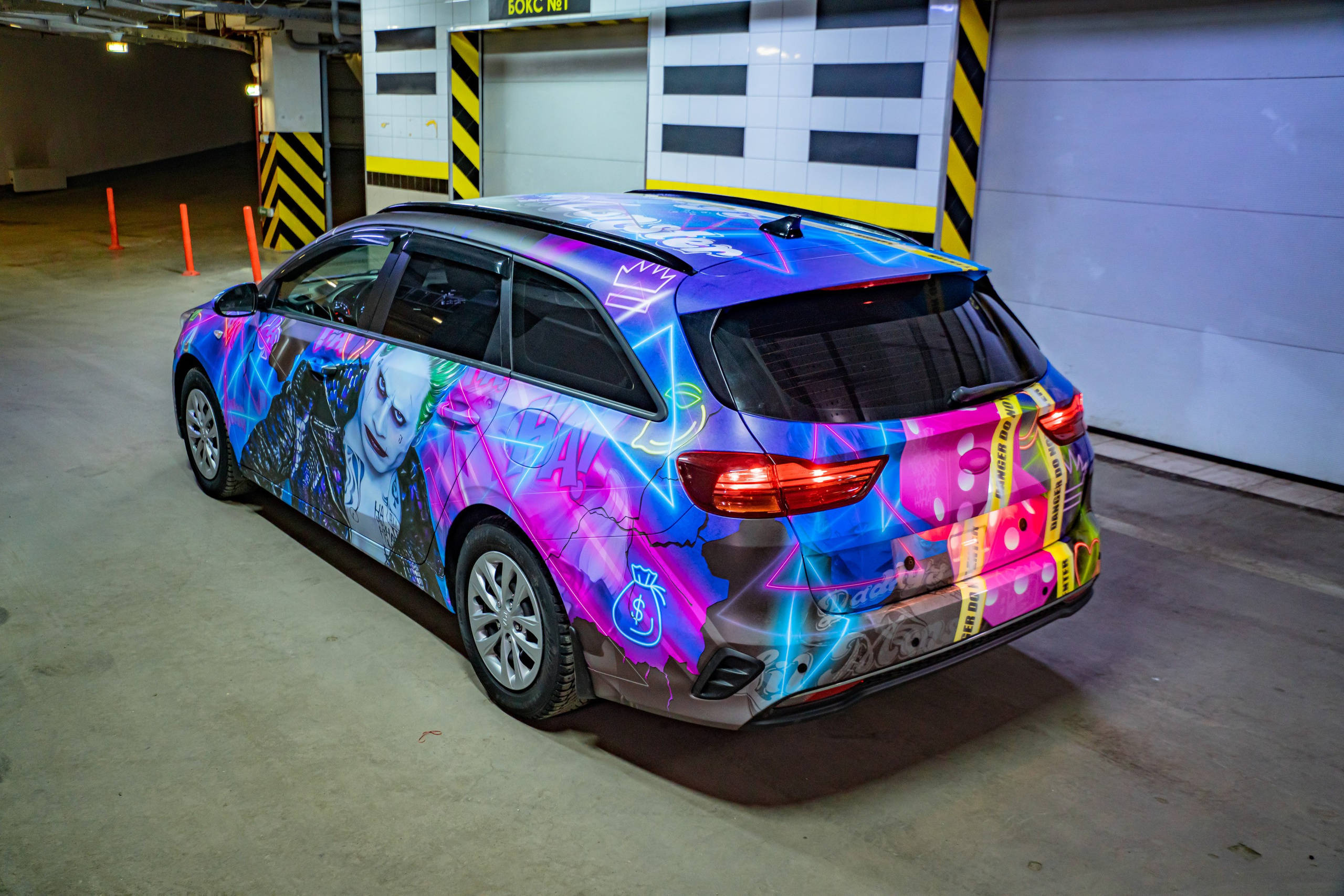 Винилография на KIA Ceed SW. Студия дизайна и оклейки авто Barmaley Design