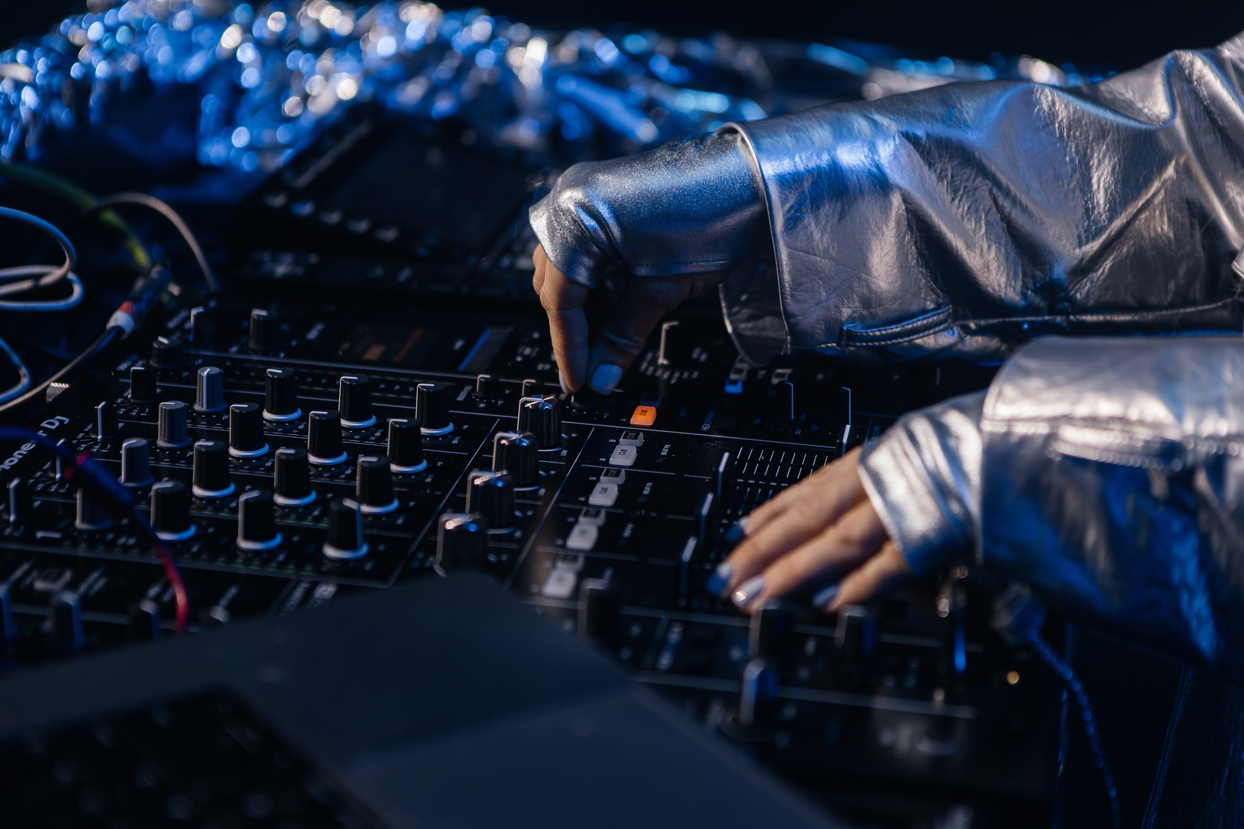 Loft Holl 2500 человек. Фотограф в Москве Дмитрий Жарков